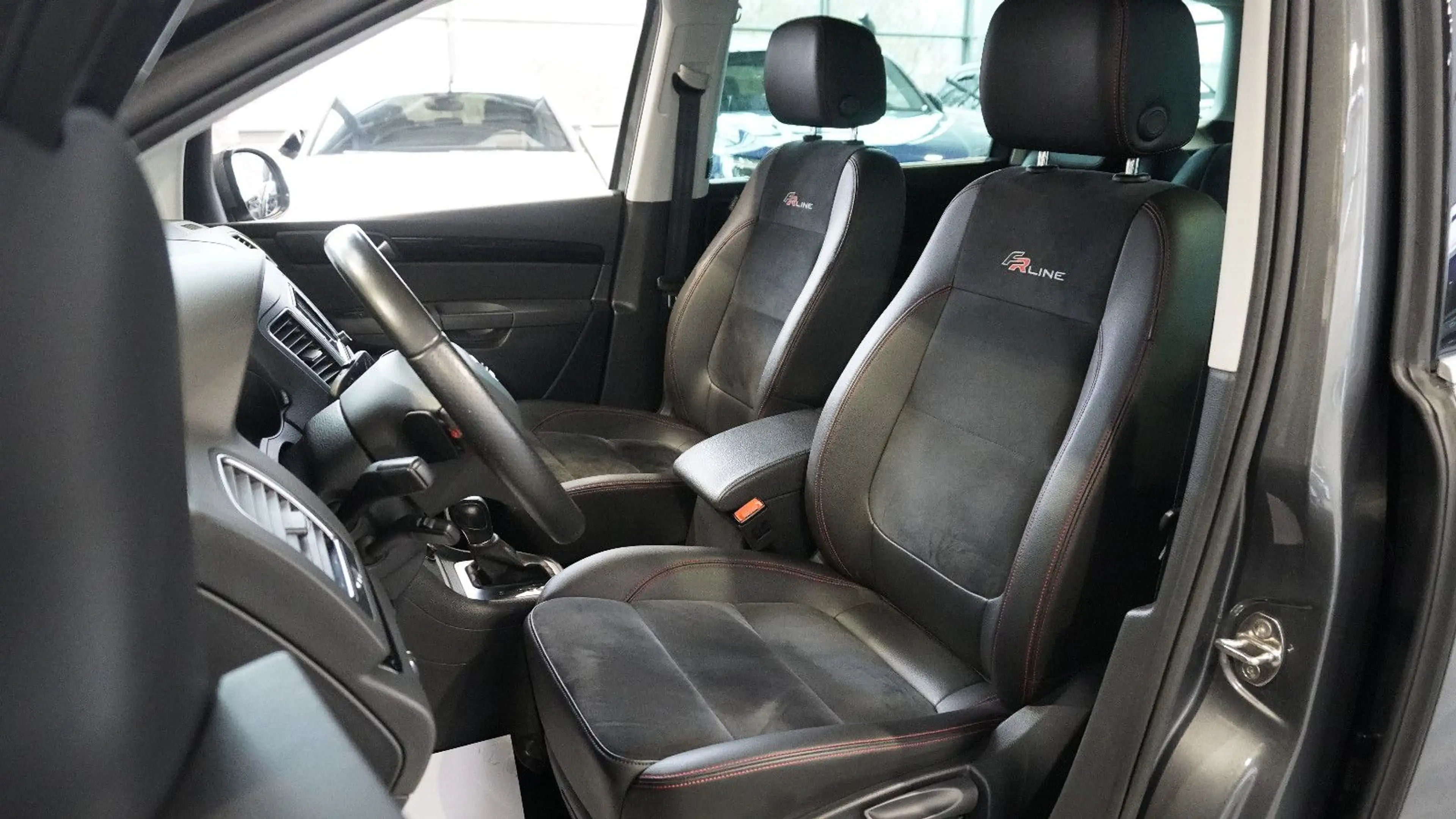 SEAT Alhambra FR-Line Allrad*ACC*AHK*STHZ*7-SITZ* — photo 7