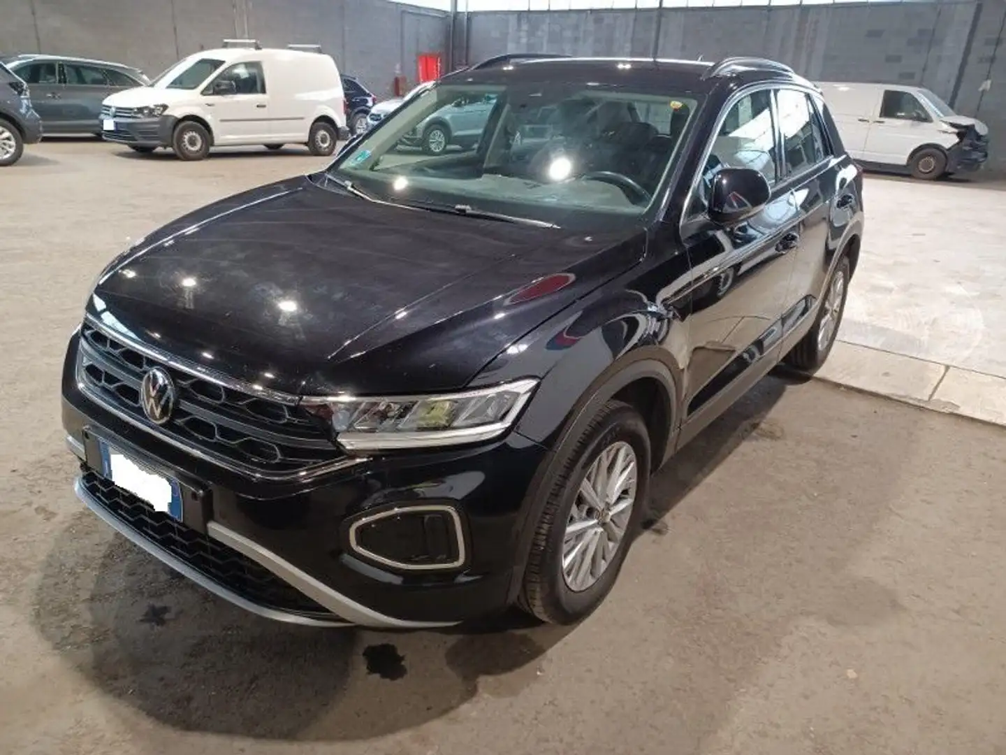 Volkswagen T-Roc 2.0 TDI SCR Life Zwart - 1