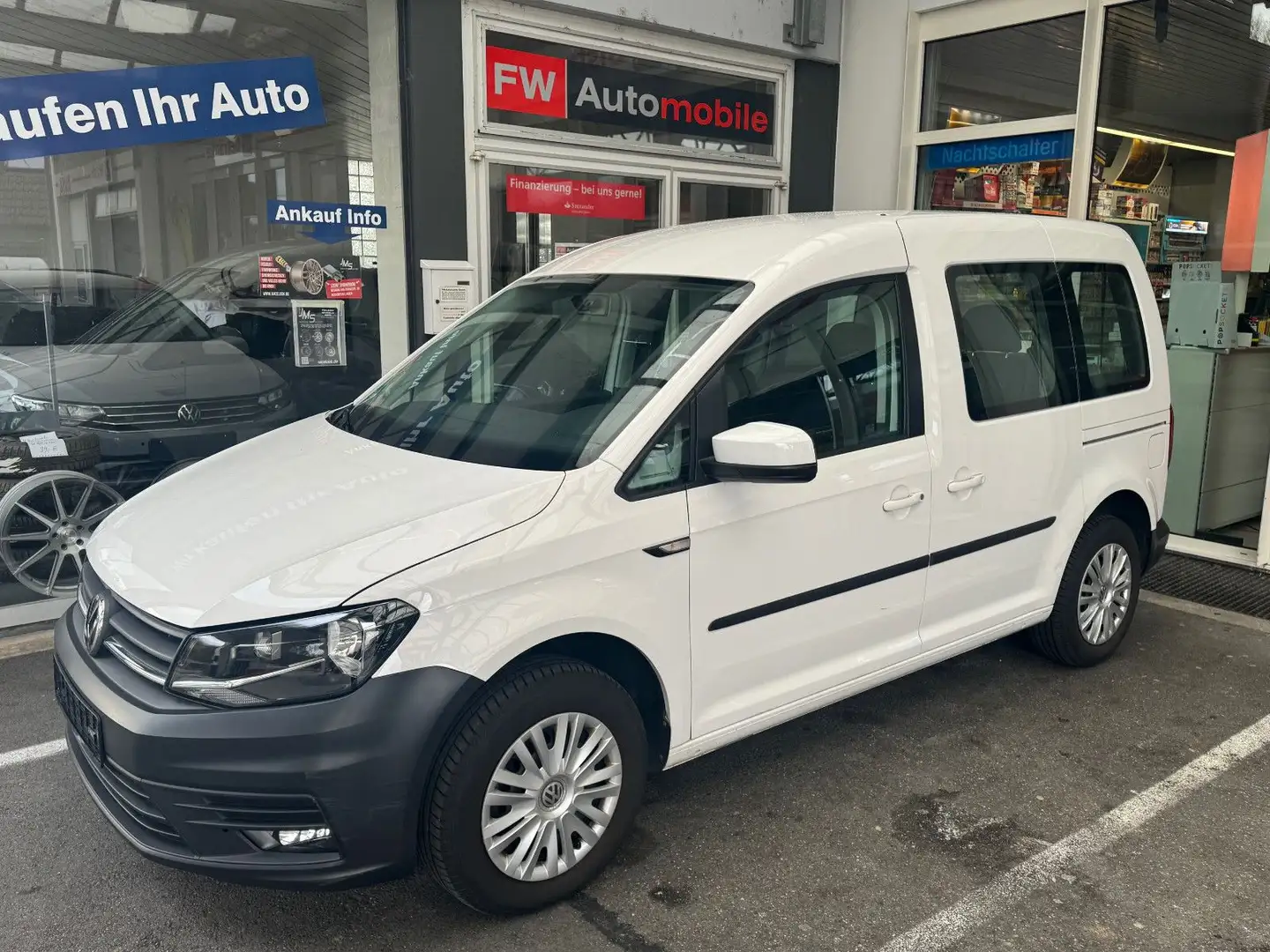 Volkswagen Caddy 2,0 TDI Trendline Klima AHK Wildschaden* Wit - 1