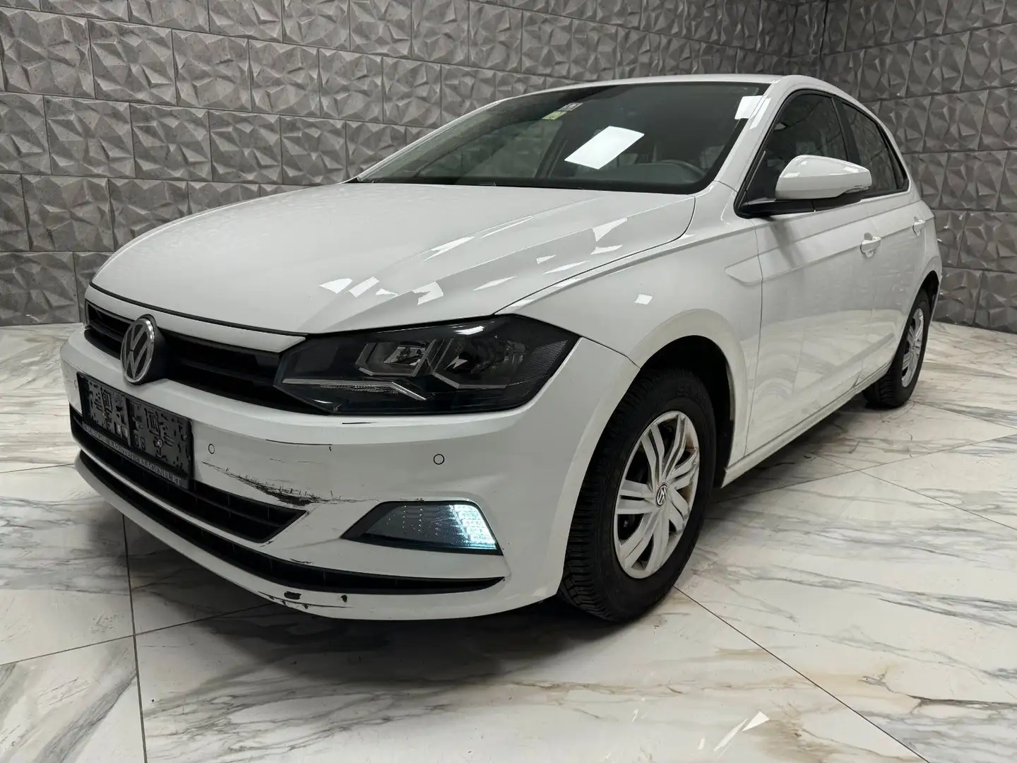 Volkswagen Polo VI Trendline*Voll Fahrbereit* Weiß - 1