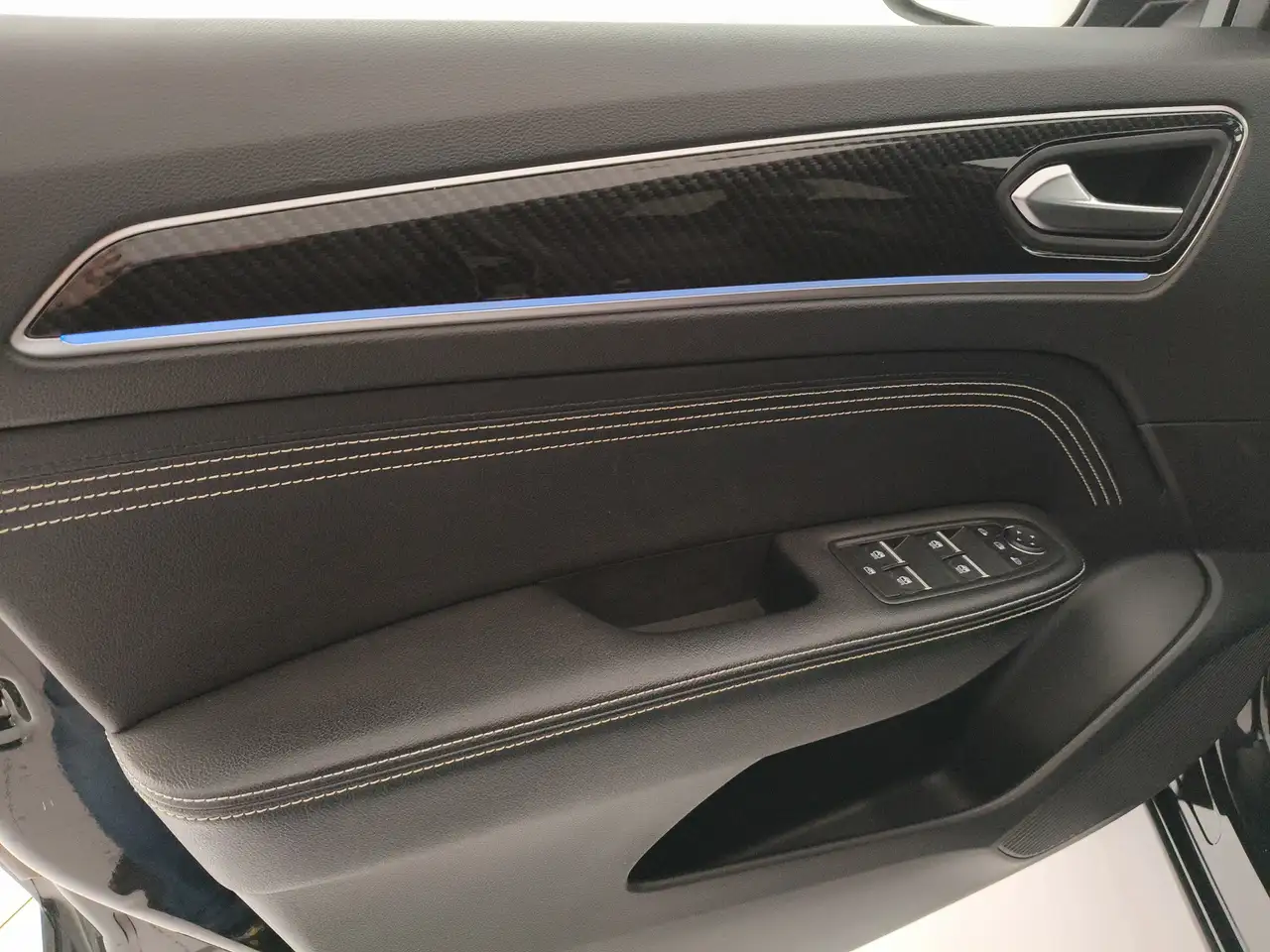 Renault Arkana 1.6 E-Tech full hybrid E-Tech Engineered 145cv 19