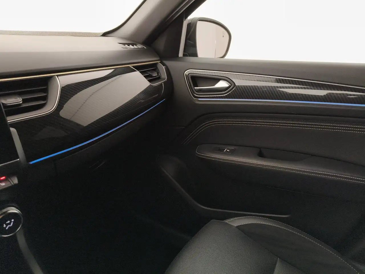 Renault Arkana 1.6 E-Tech full hybrid E-Tech Engineered 145cv 28