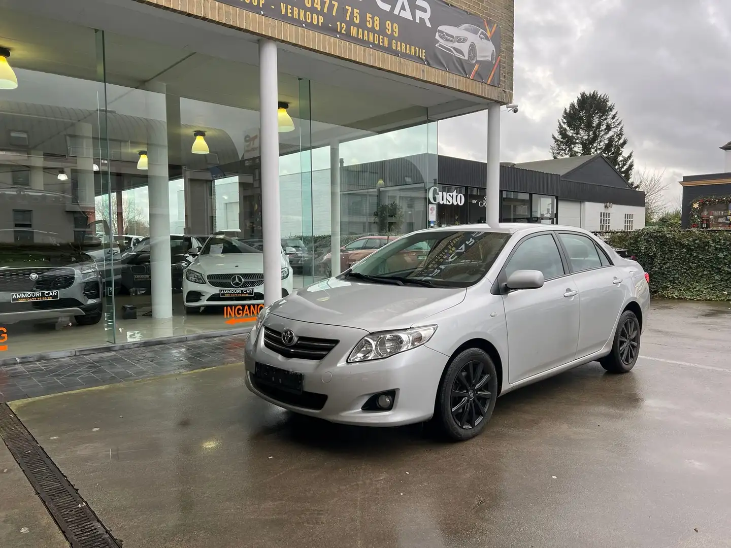 Toyota Corolla 1.6 VVT-i Automatik Edition Argintiu - 1