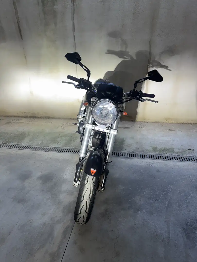 Ducati Monster 600 Dark - 1