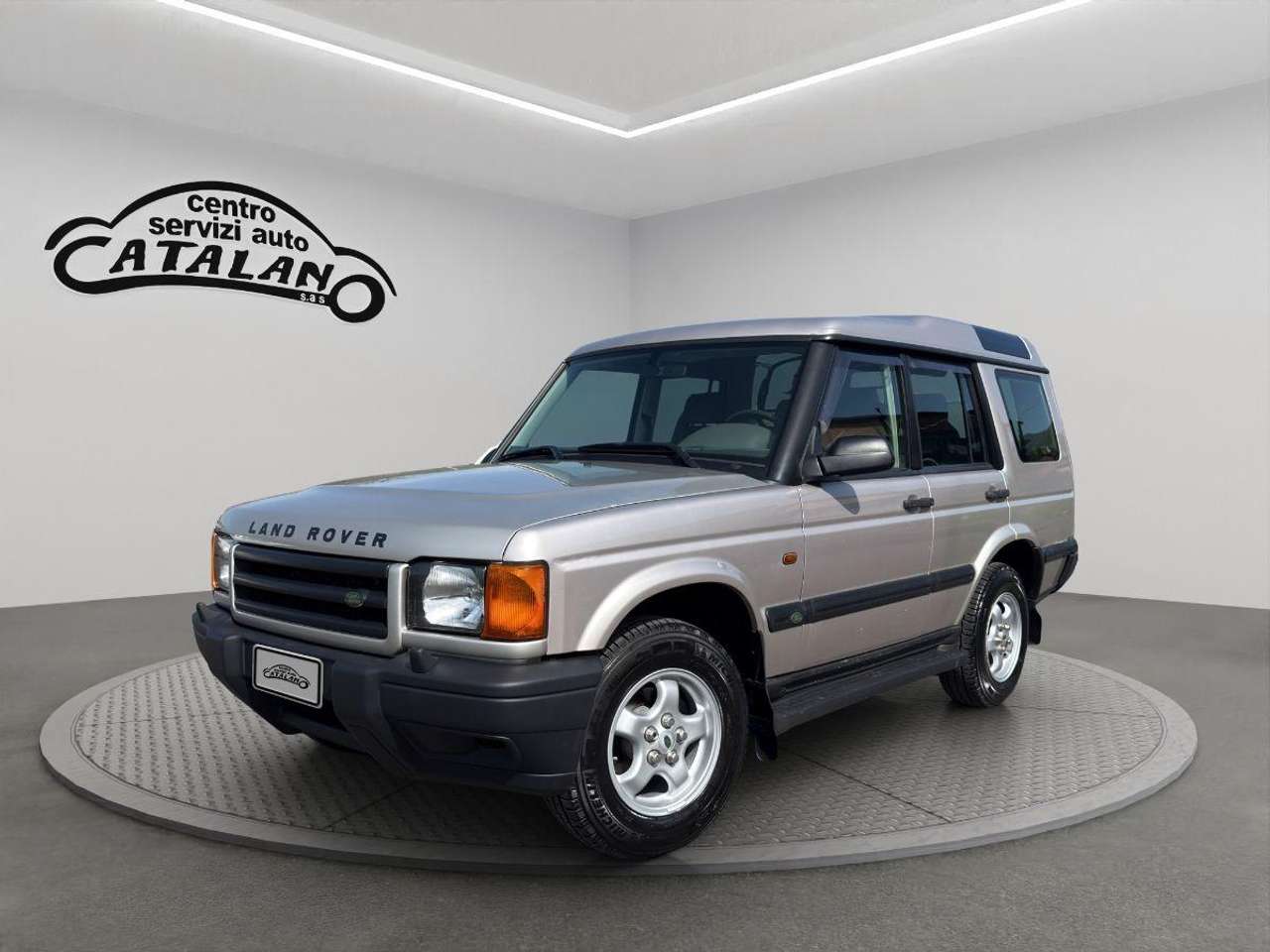 Land Rover Discovery 2.5 Td5 137CV 5 porte HSE LUXURY HEAD