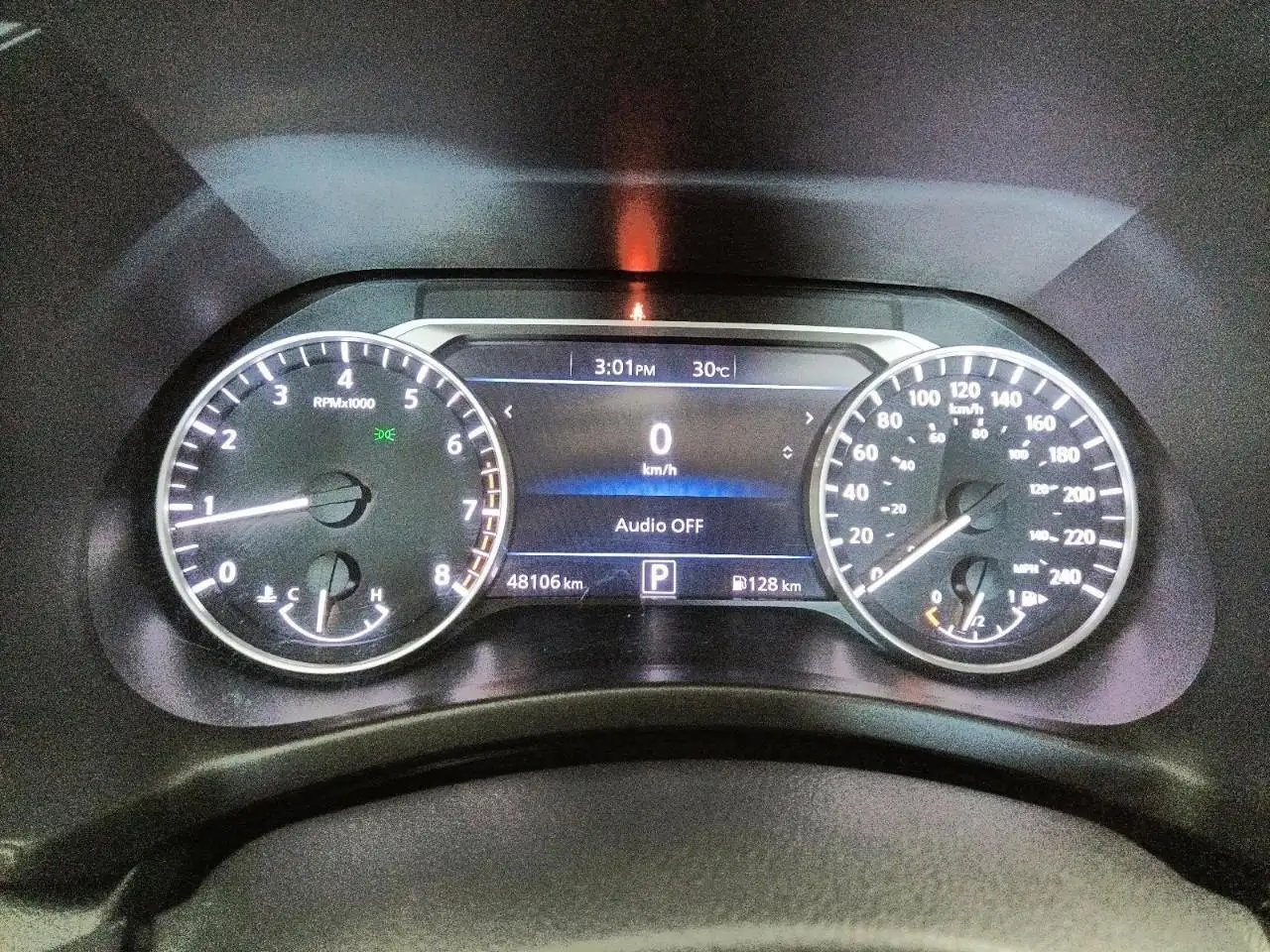 Nissan Sentra снимка Nissan Sentra