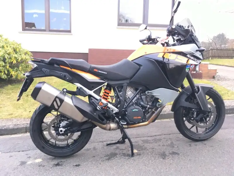 KTM 1050 Adventure - foto 8