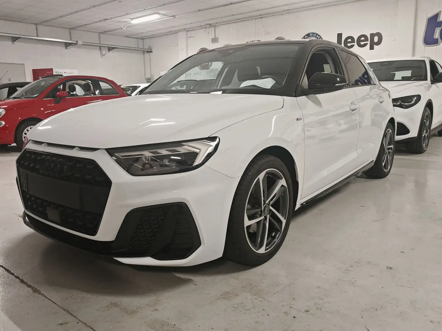 Audi A1 SPB 25 TFSI Adrenalin Black Edition Blanc - 2