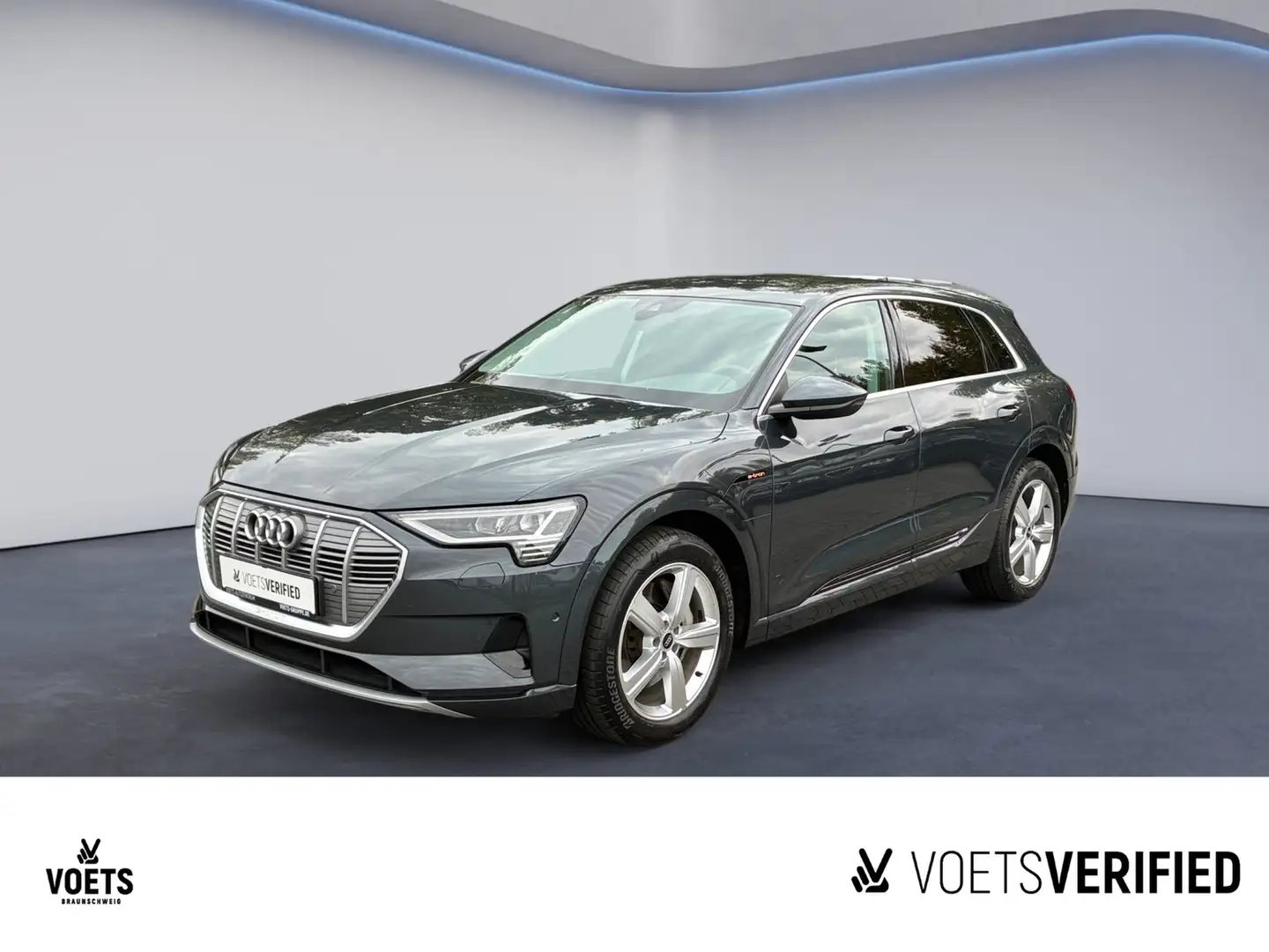 Audi e-tron advanced 40 quattro 230kW LED+SHZ+PDC Grijs - 1