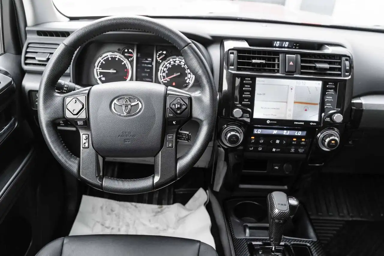 Toyota 4-Runner снимка Toyota 4-Runner