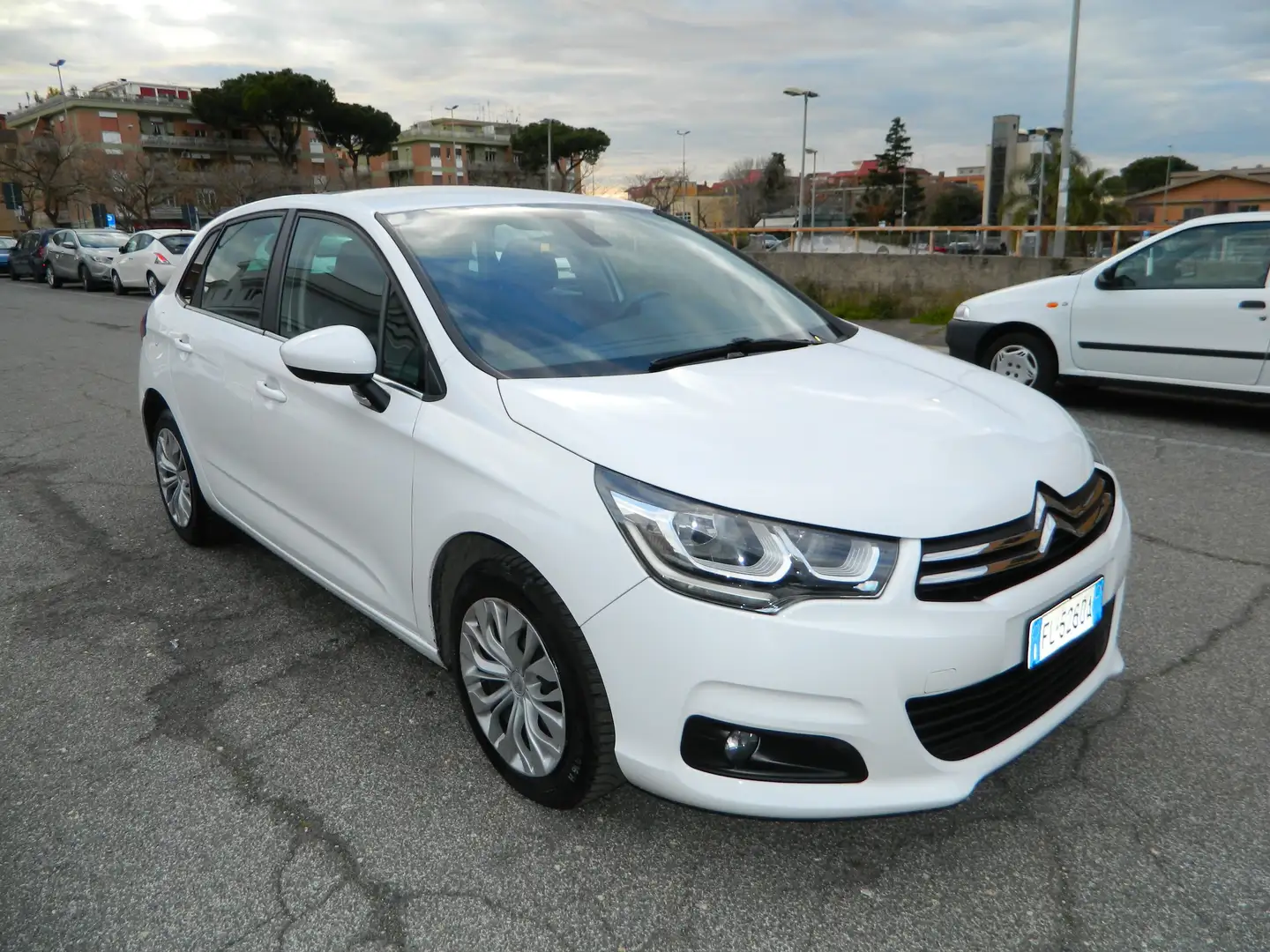 Citroen C4 1.6 BLUEHDI 120CV 5P - UNIPRO TAGLIANDATA Wit - 1