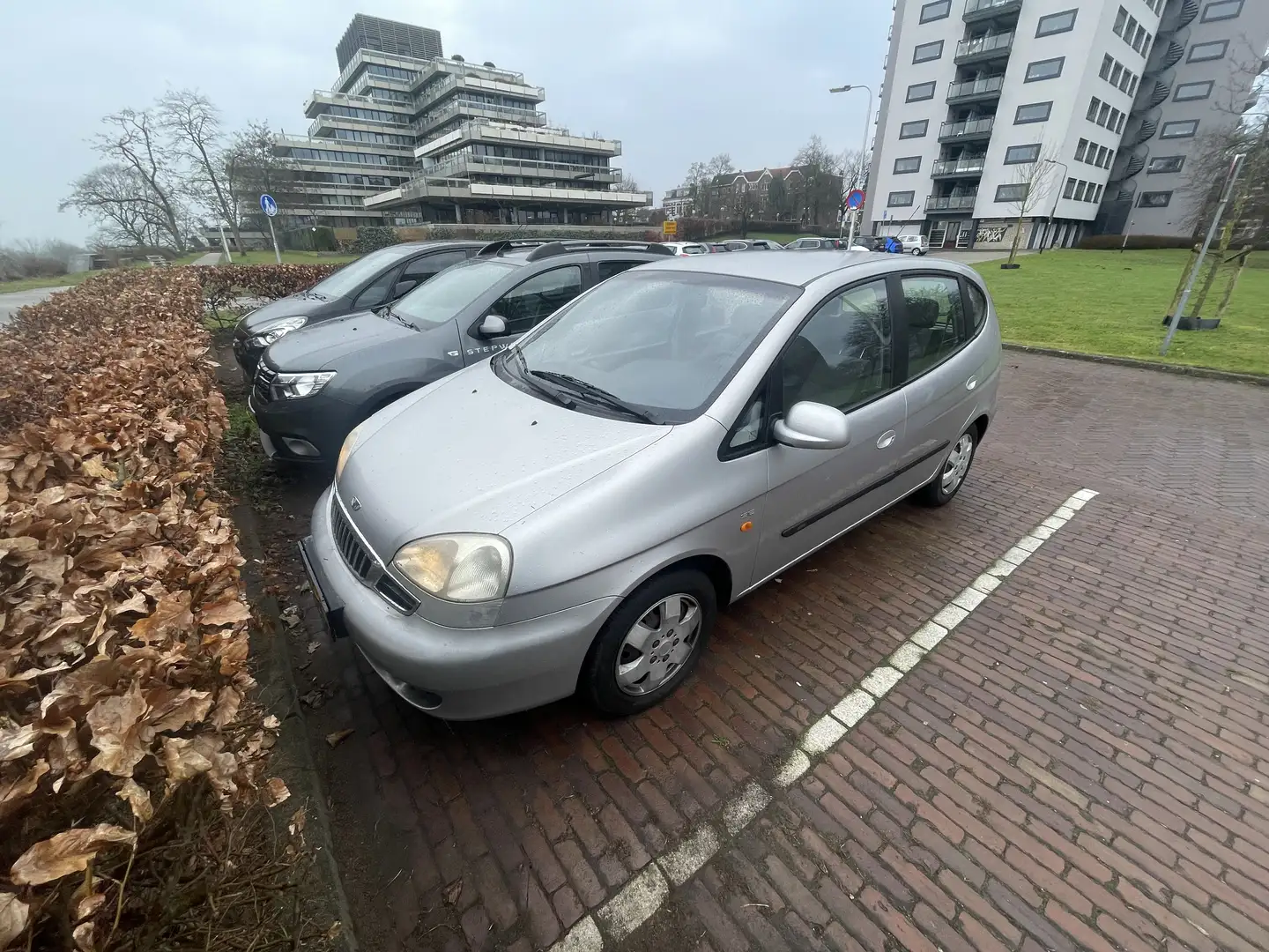 Daewoo Tacuma 1.8 SE Grau - 1