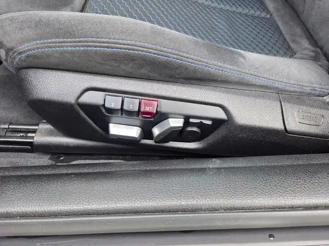 BMW 4 Series view 15
