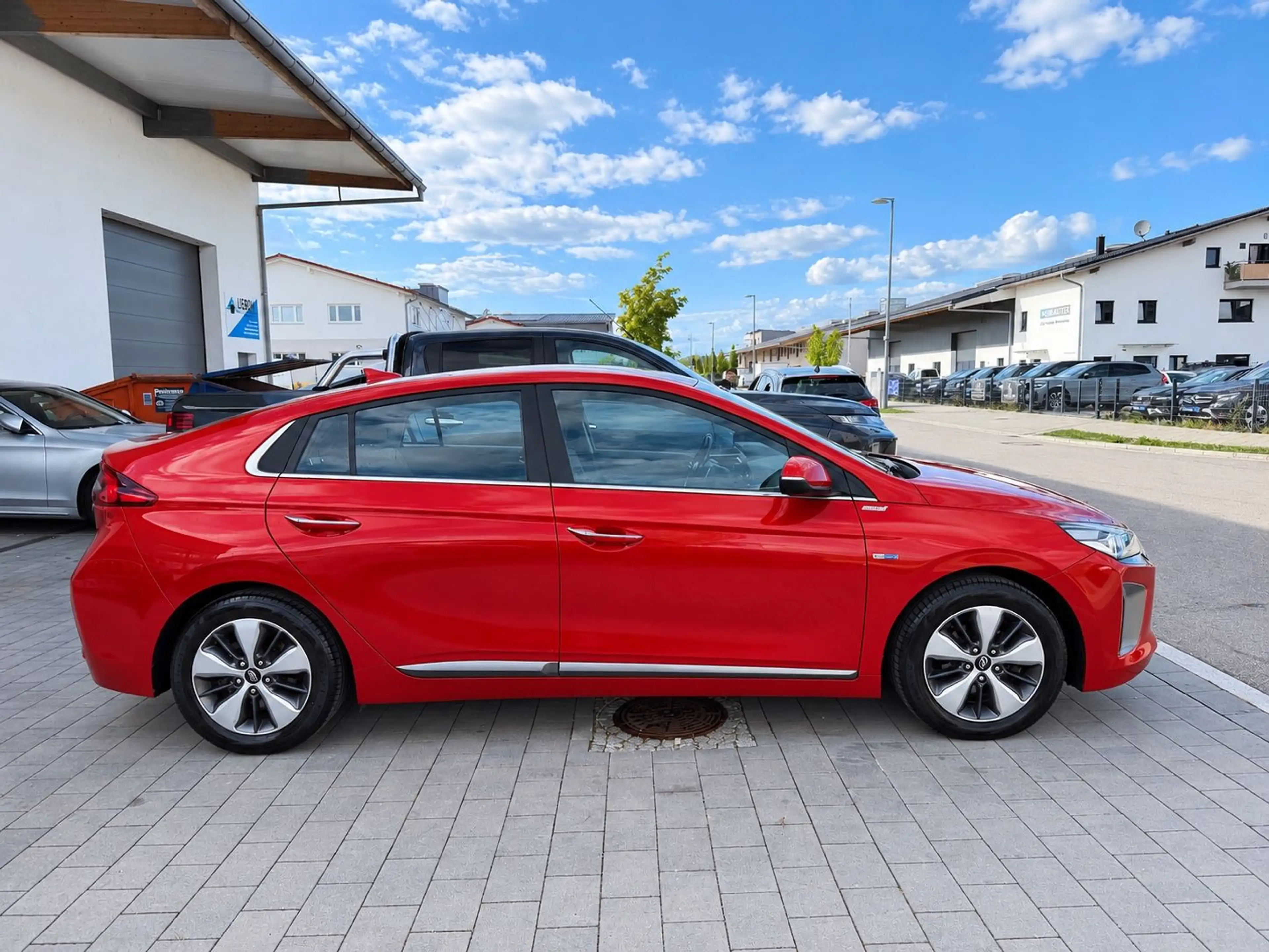 Hyundai IONIQ Ioniq Style Plug-In Hybrid — photo 4