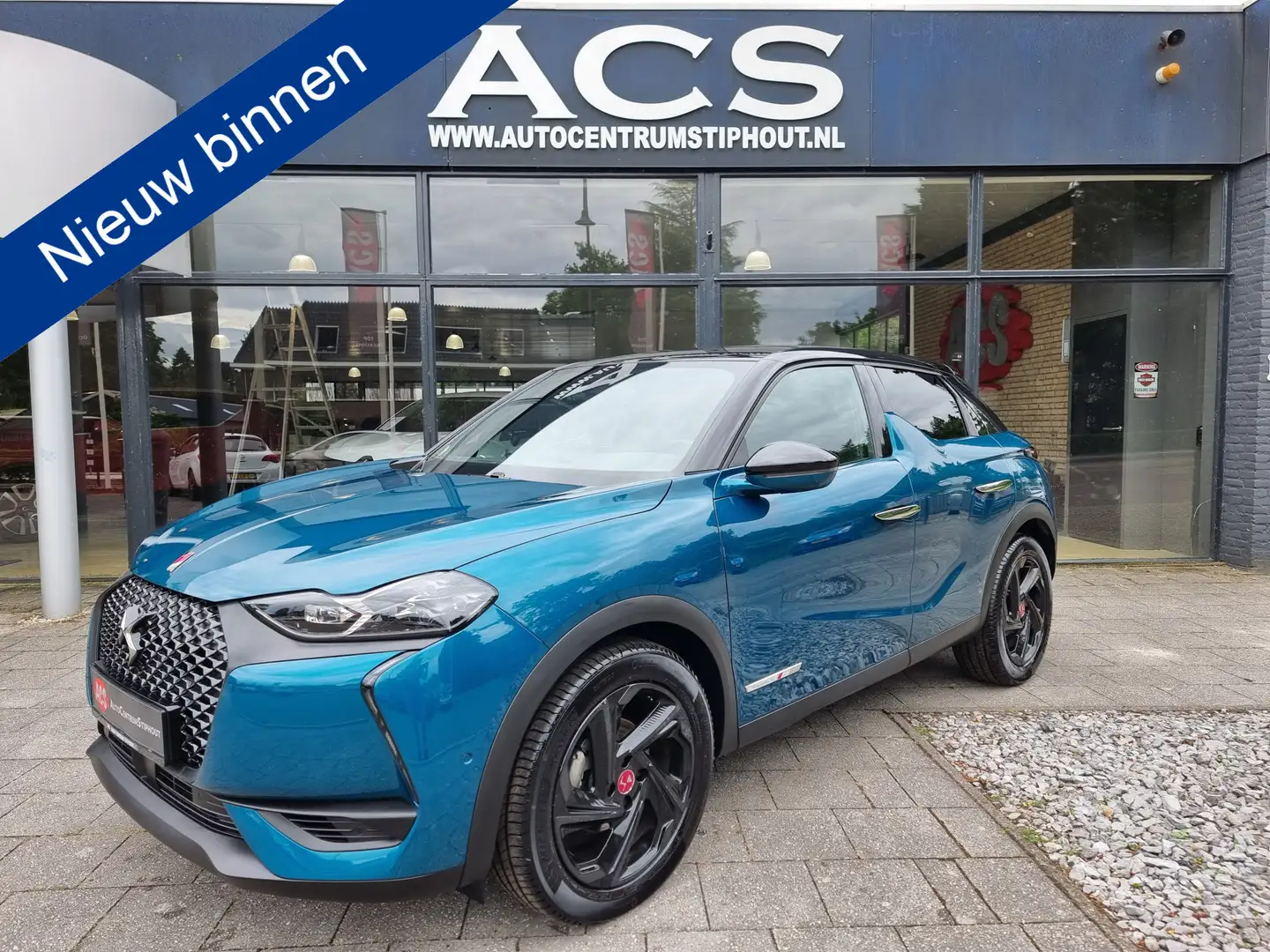 DS Automobiles DS 3 Crossback two tone 1.2 PureTech Performance Line+ Groen - 1