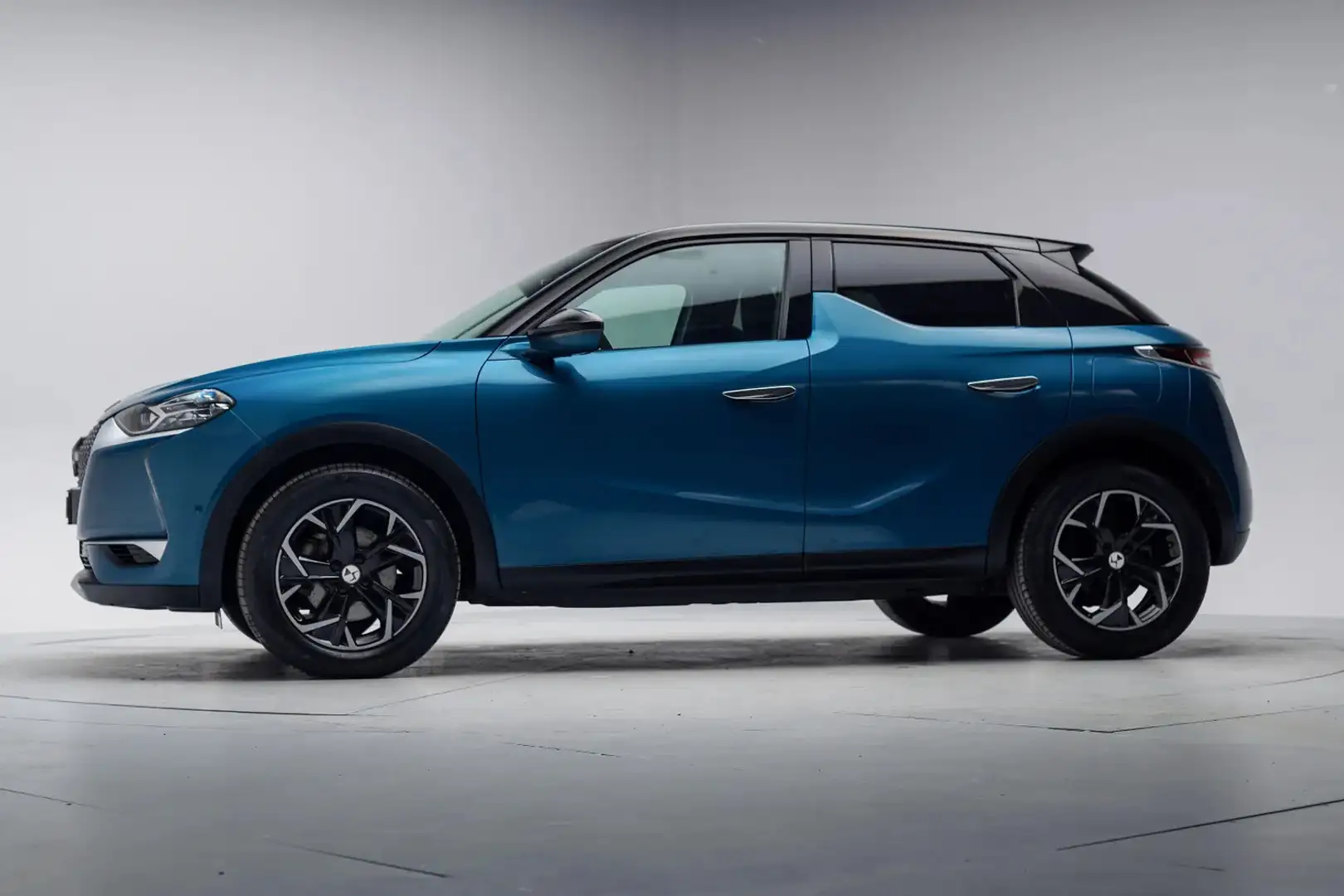DS Automobiles DS 3 Crossback E-Tense So Chic 50 kWh [ LED Head-up Half-leder Na Blauw - 2