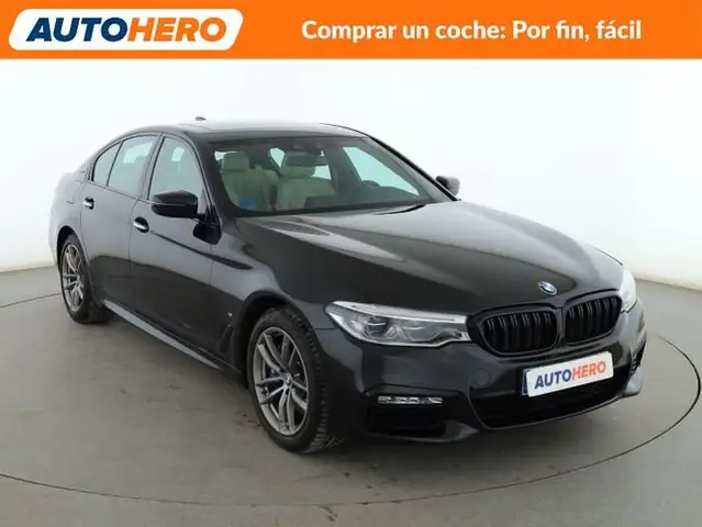 BMW 5 Series view 8