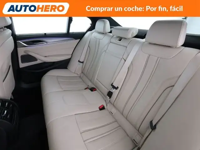 BMW 5 Series view 15