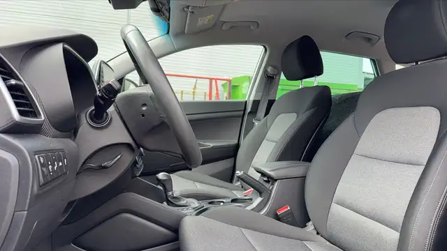 Hyundai Tucson view 27