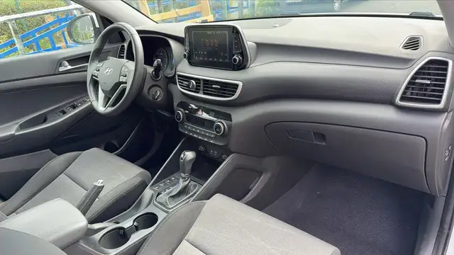 Hyundai Tucson view 10