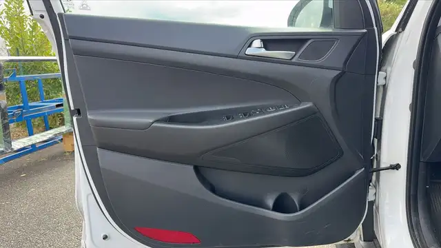 Hyundai Tucson view 7