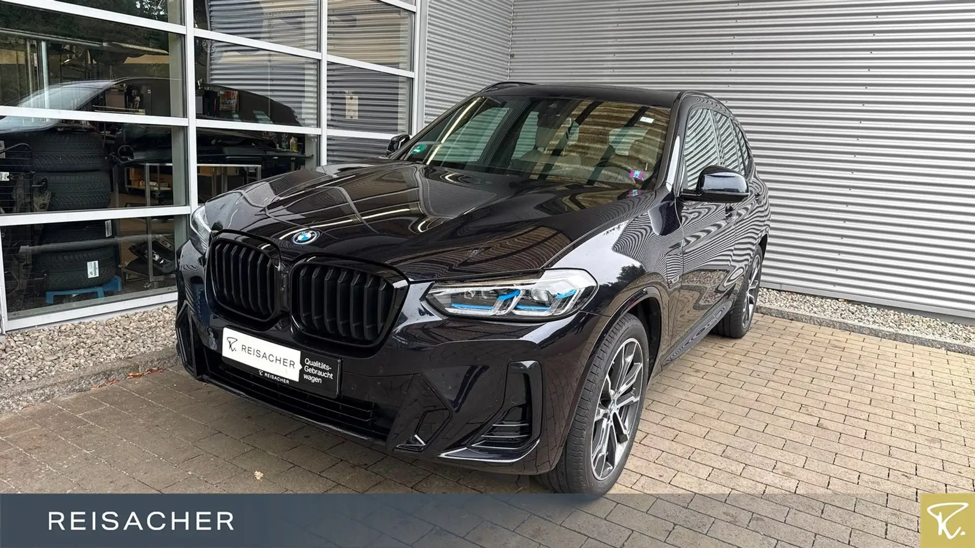 BMW X3 xDrive 30e M-Sport Navi HUD Laser AHK 360° Schwarz - 1