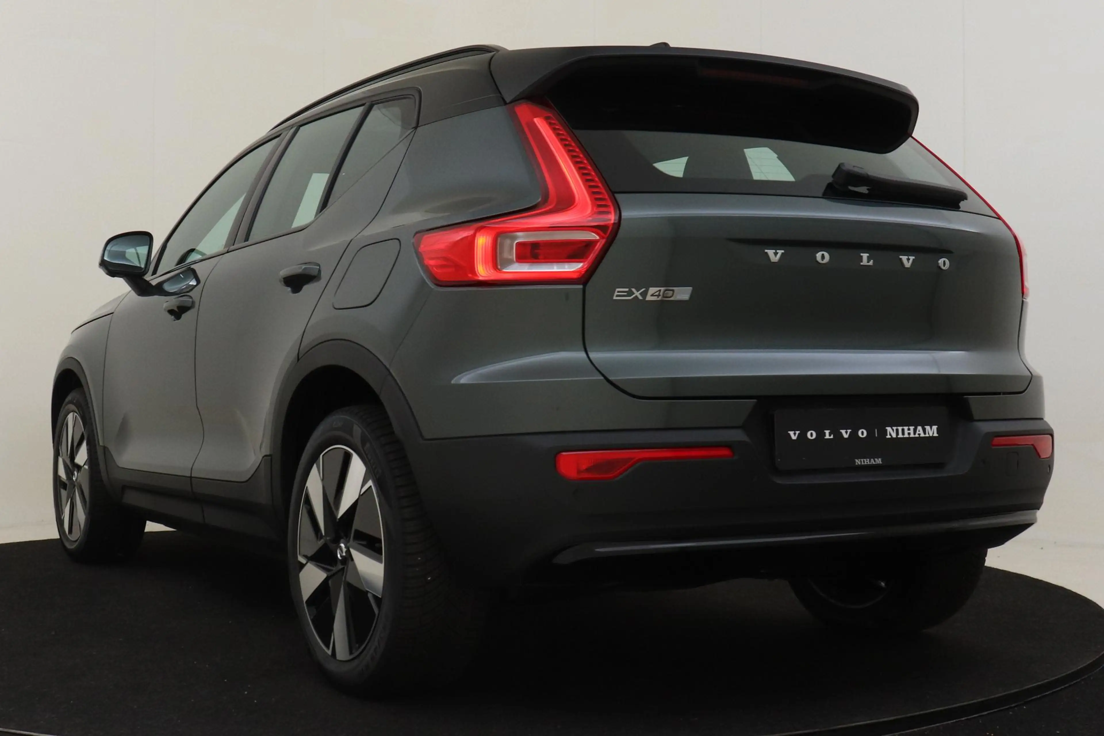Volvo EX40 SINGLE MOTOR EXTENDED RANGE ULTRA EUROPA 82 kWh -P — photo 5