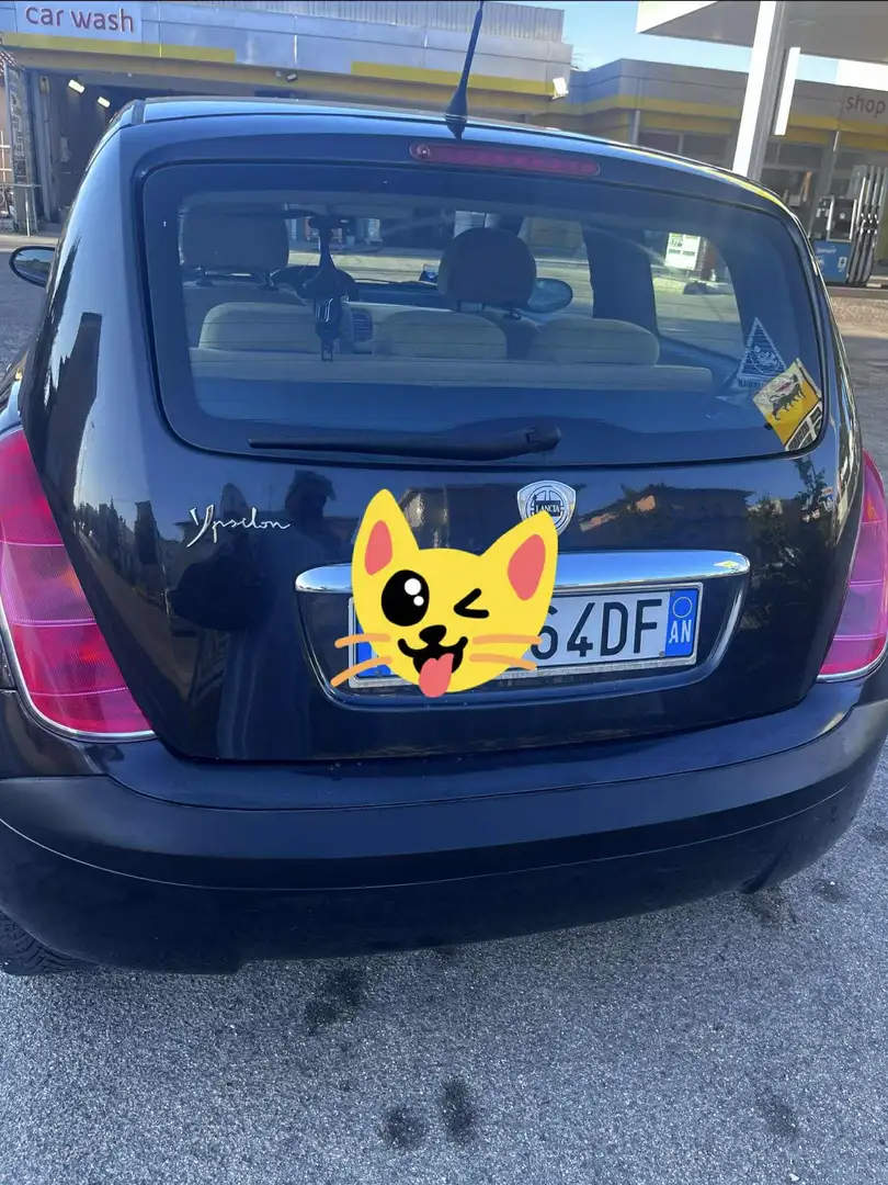 Lancia Ypsilon 1.2 16v Argento - 2