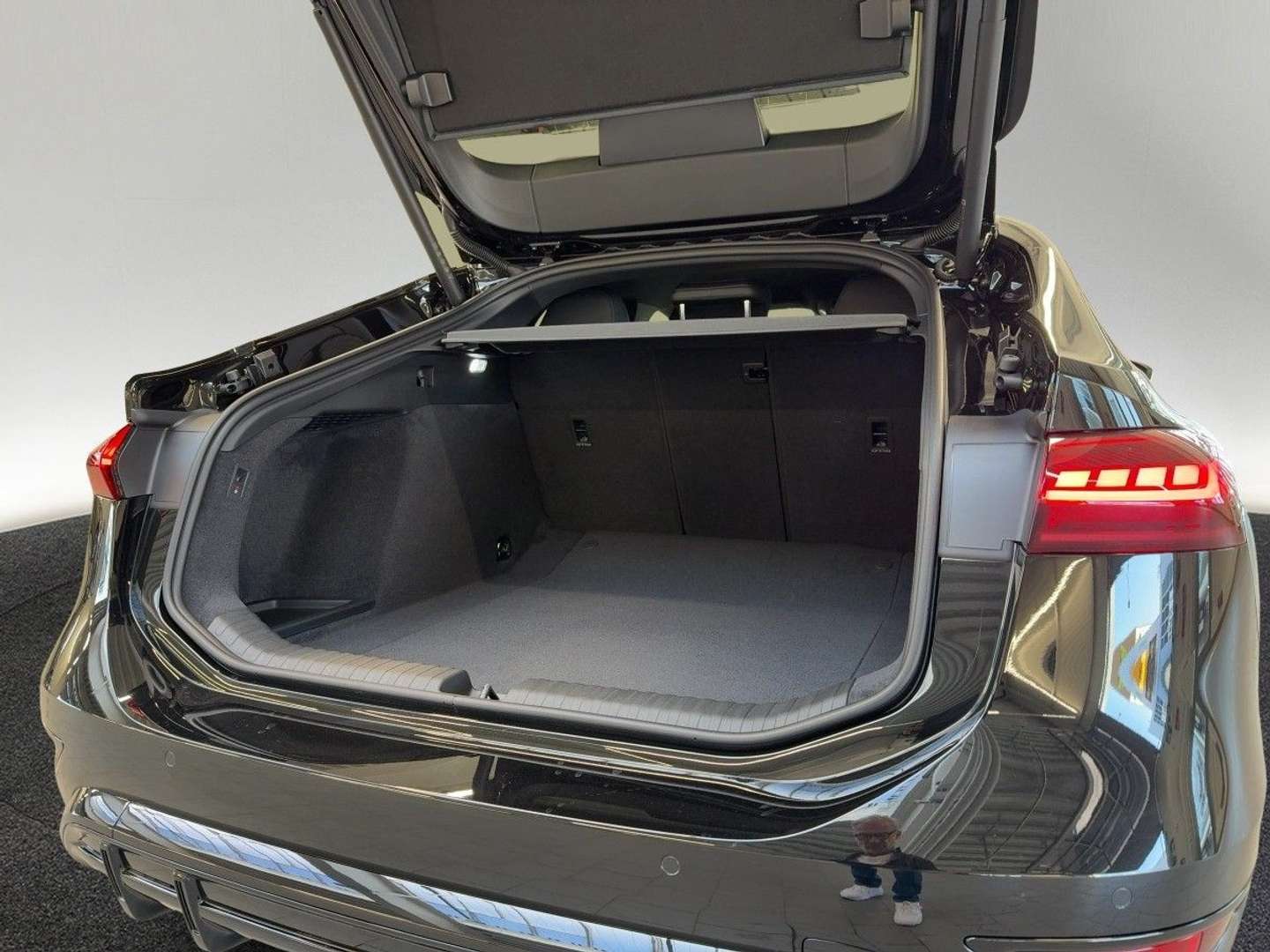 Audi A6 E-tron -  - Joinsteer - #4