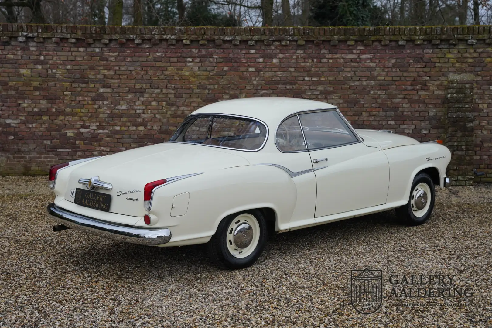 Borgward Isabella 60 years same owner!! Great history Bianco - 2