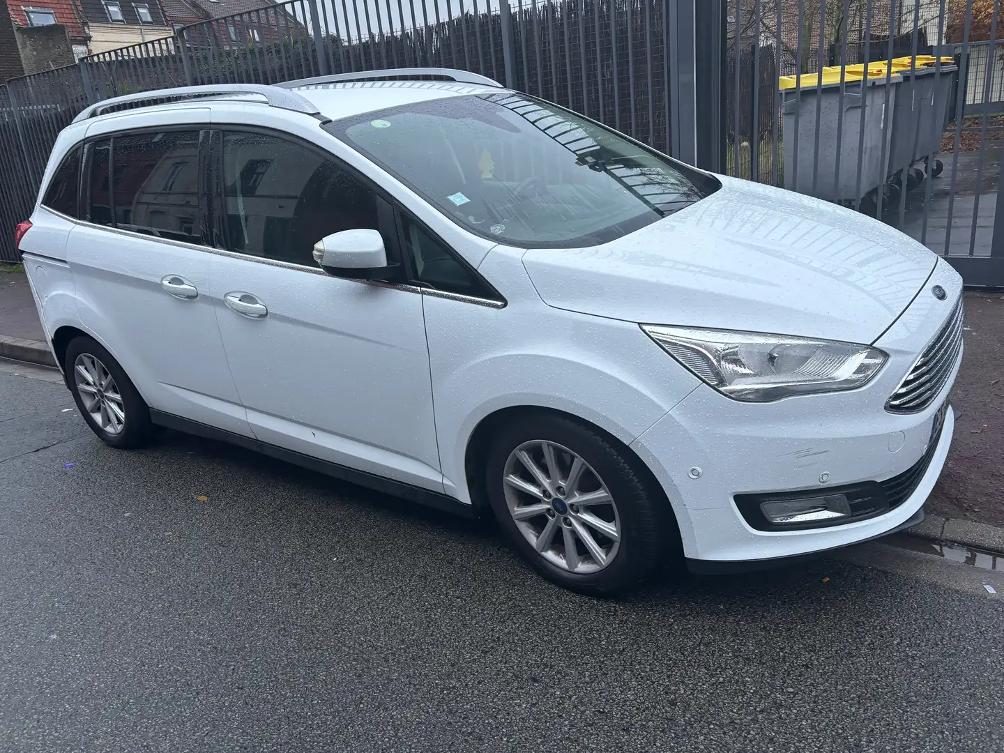 Ford Grand C-Max Grand C-MAX 1.5 TDCi 120 S Bílá - 2