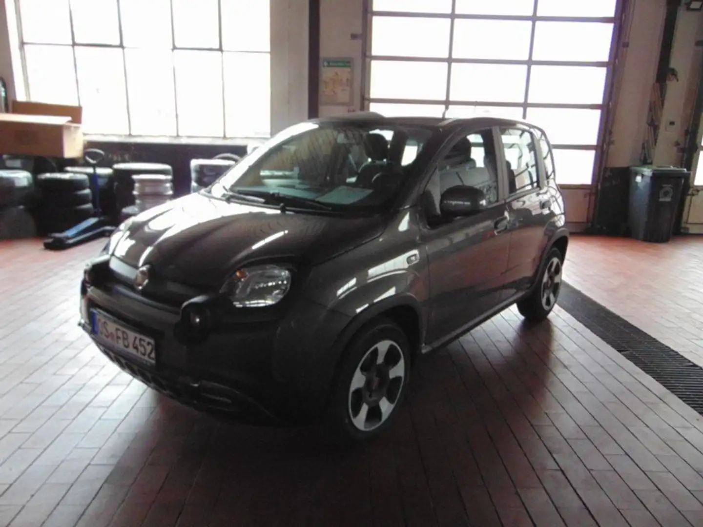 Fiat Panda 1.0 GSE Hybrid Cross Grey - 2