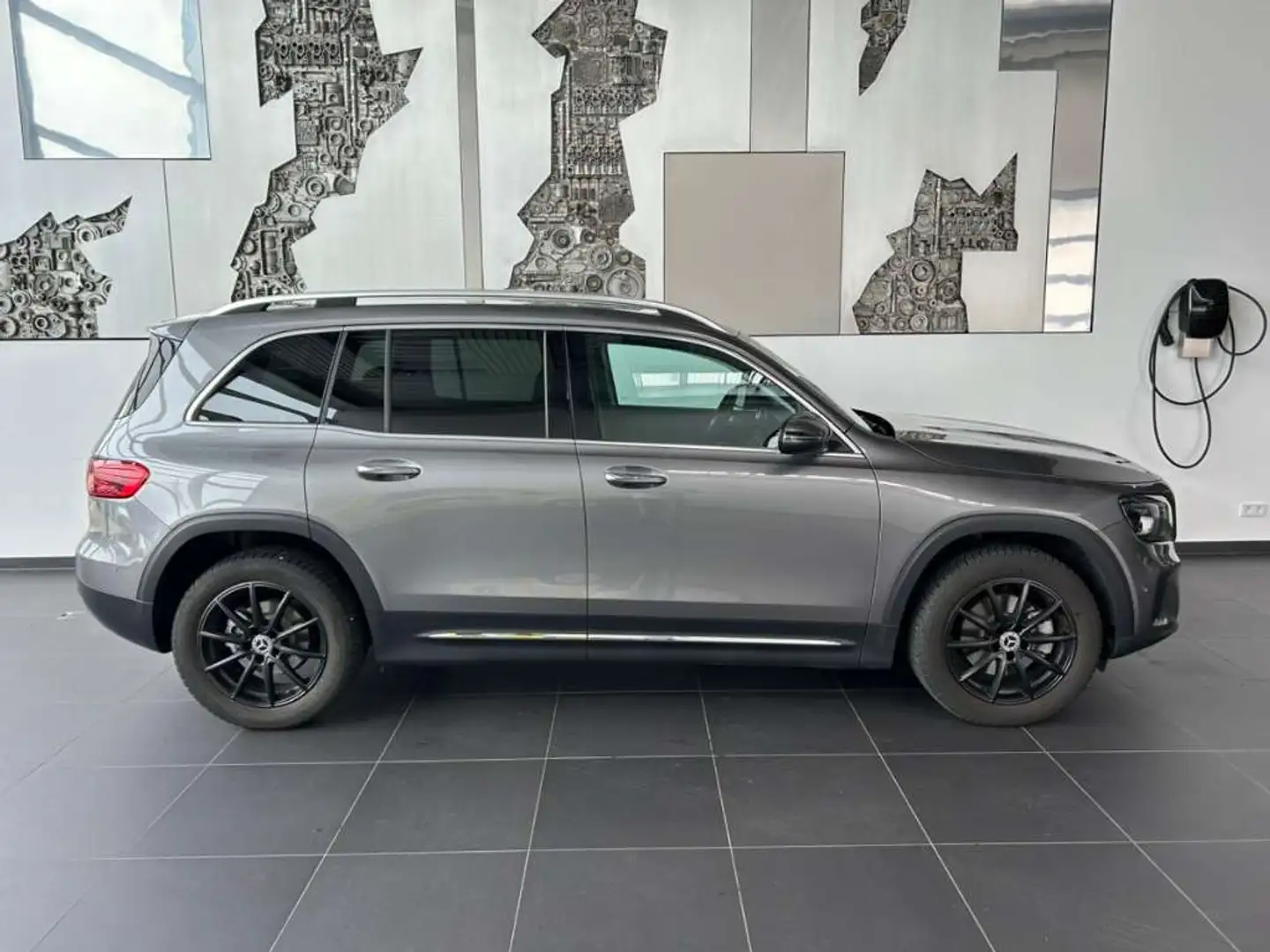 Mercedes-Benz GLB 180 GLB 180d Progressive Line Advanced Plus Grau - 2