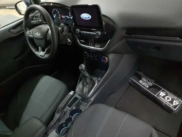 Ford Fiesta view 9