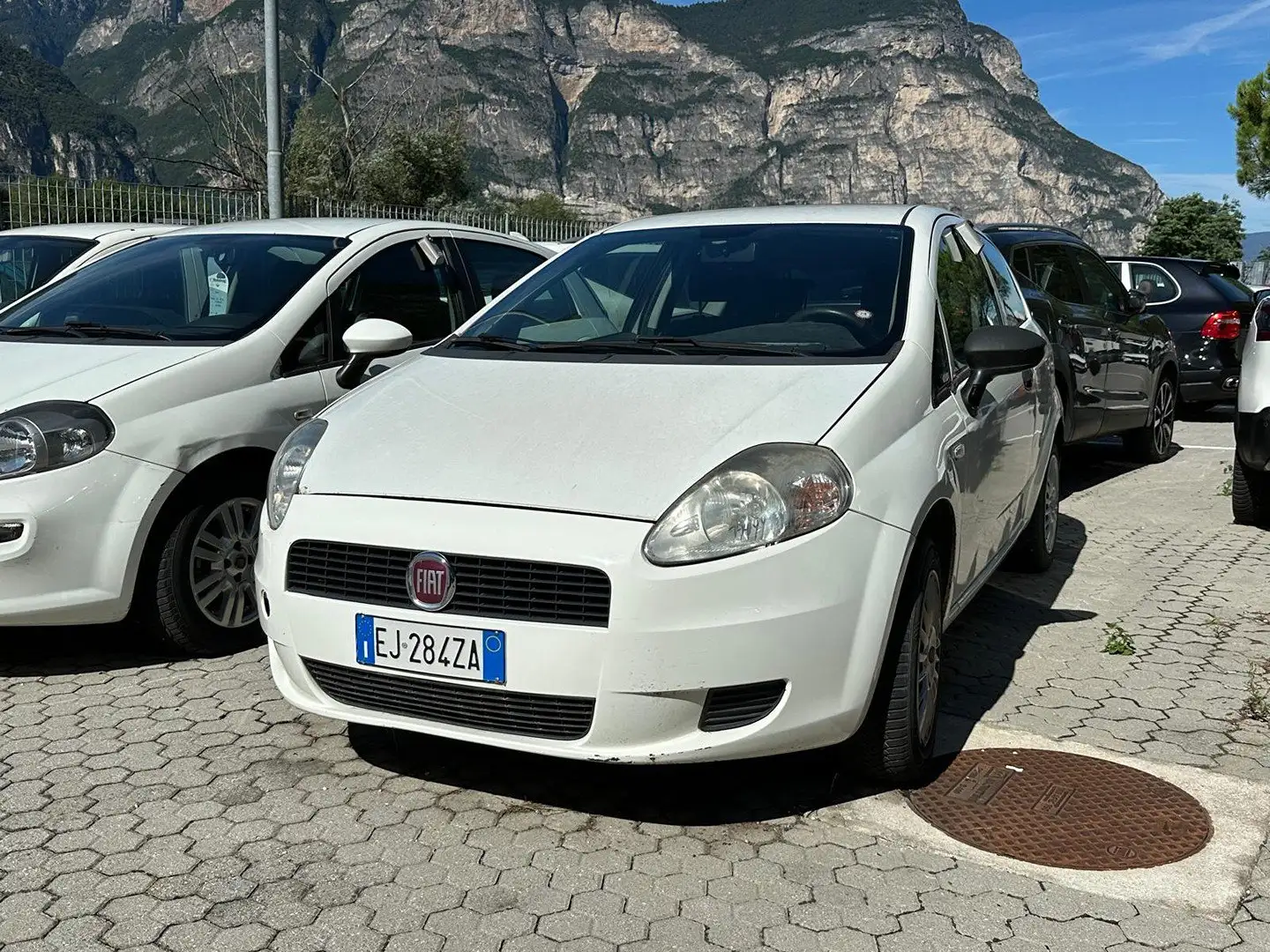 Fiat Punto g. 1.3 mjt 75cv Actual (acti) 4p.ti 3p 3052 Blanc - 2