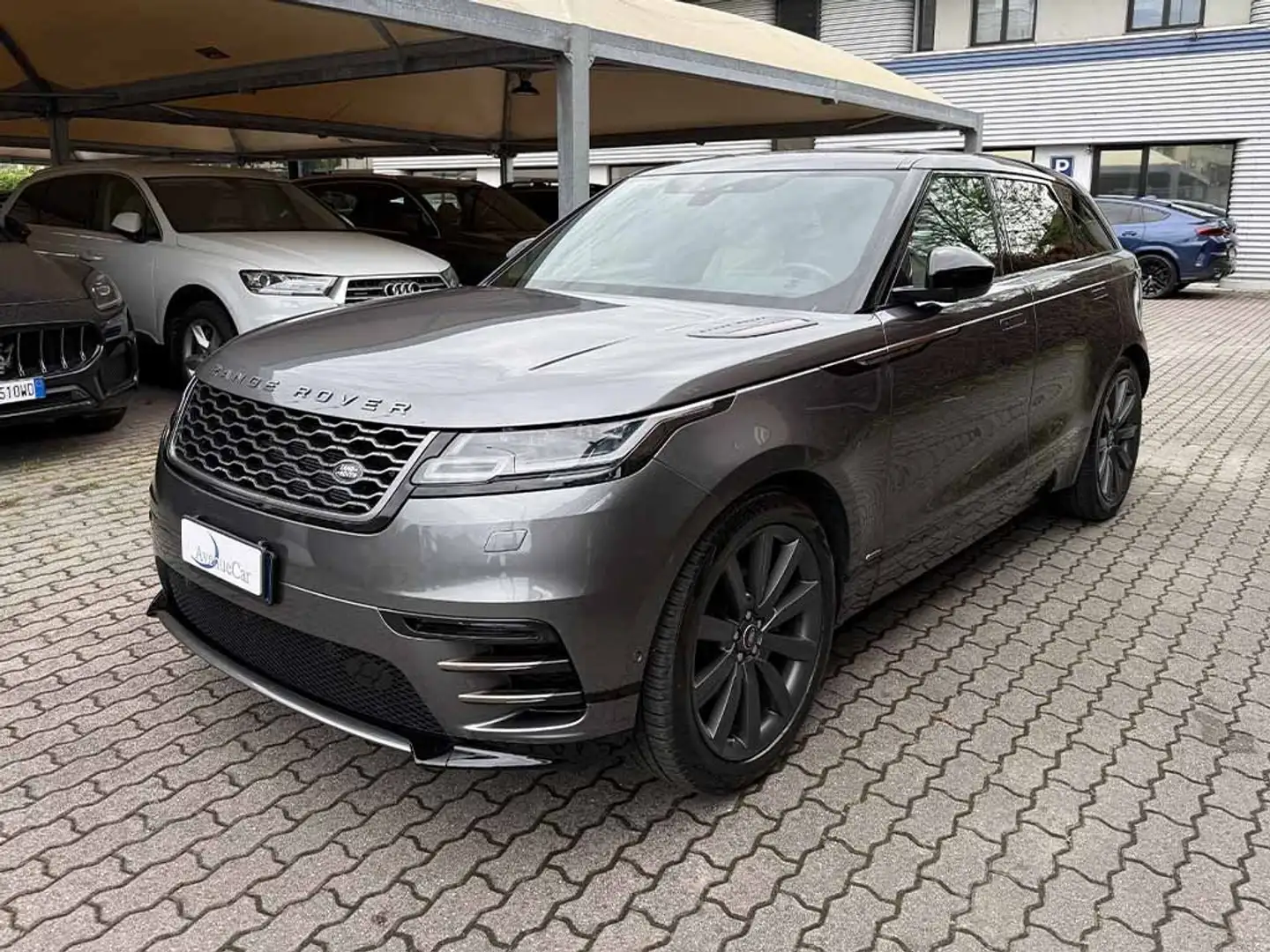 Land Rover Range Rover Velar 2.0 i4 R-Dynamic TELECAMERA POST CERCHI 21 CARPLAY Grigio - 1