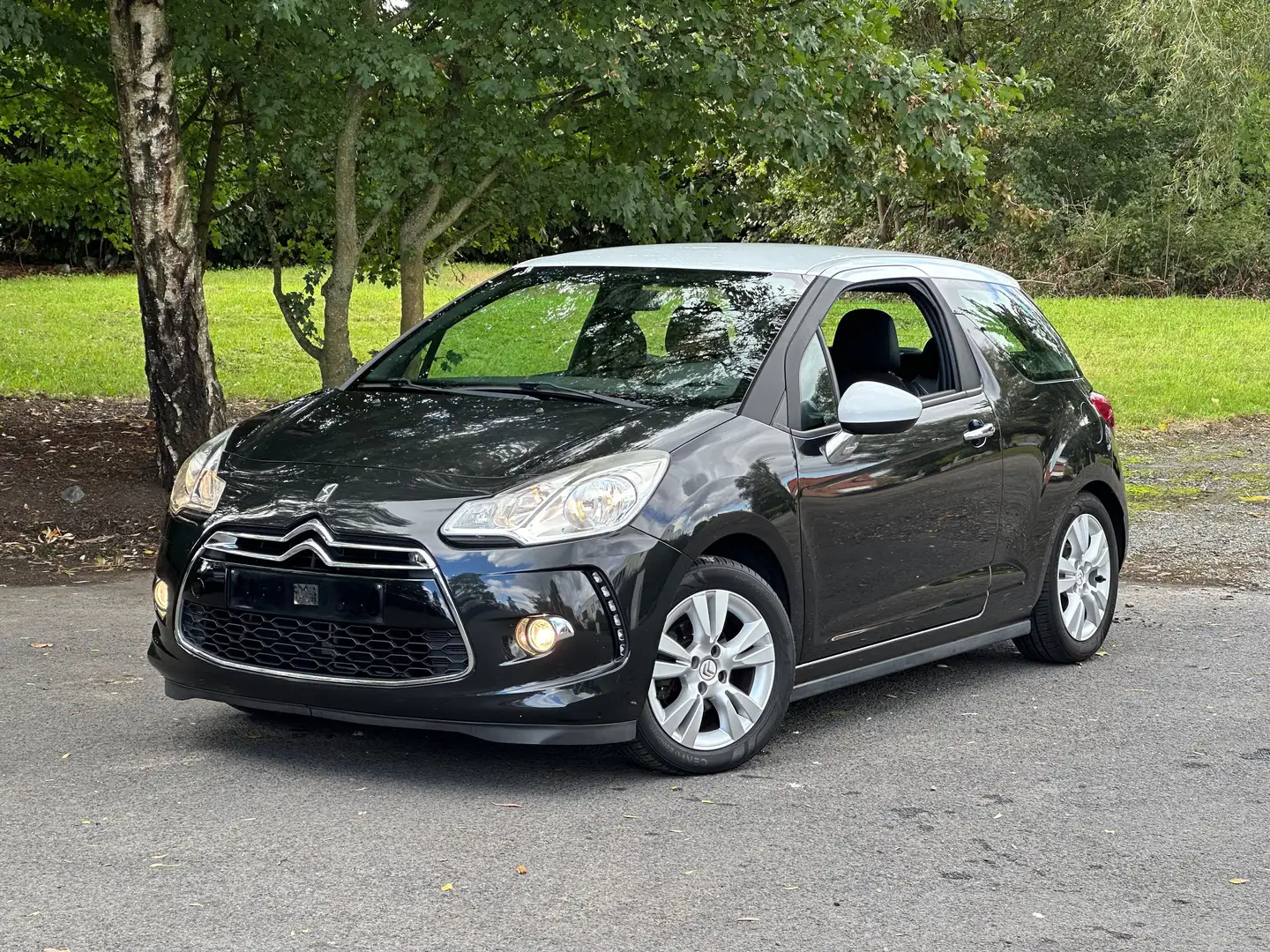 Citroen DS3 DS3 VTi 95 Chic Benzine Zwart - 2