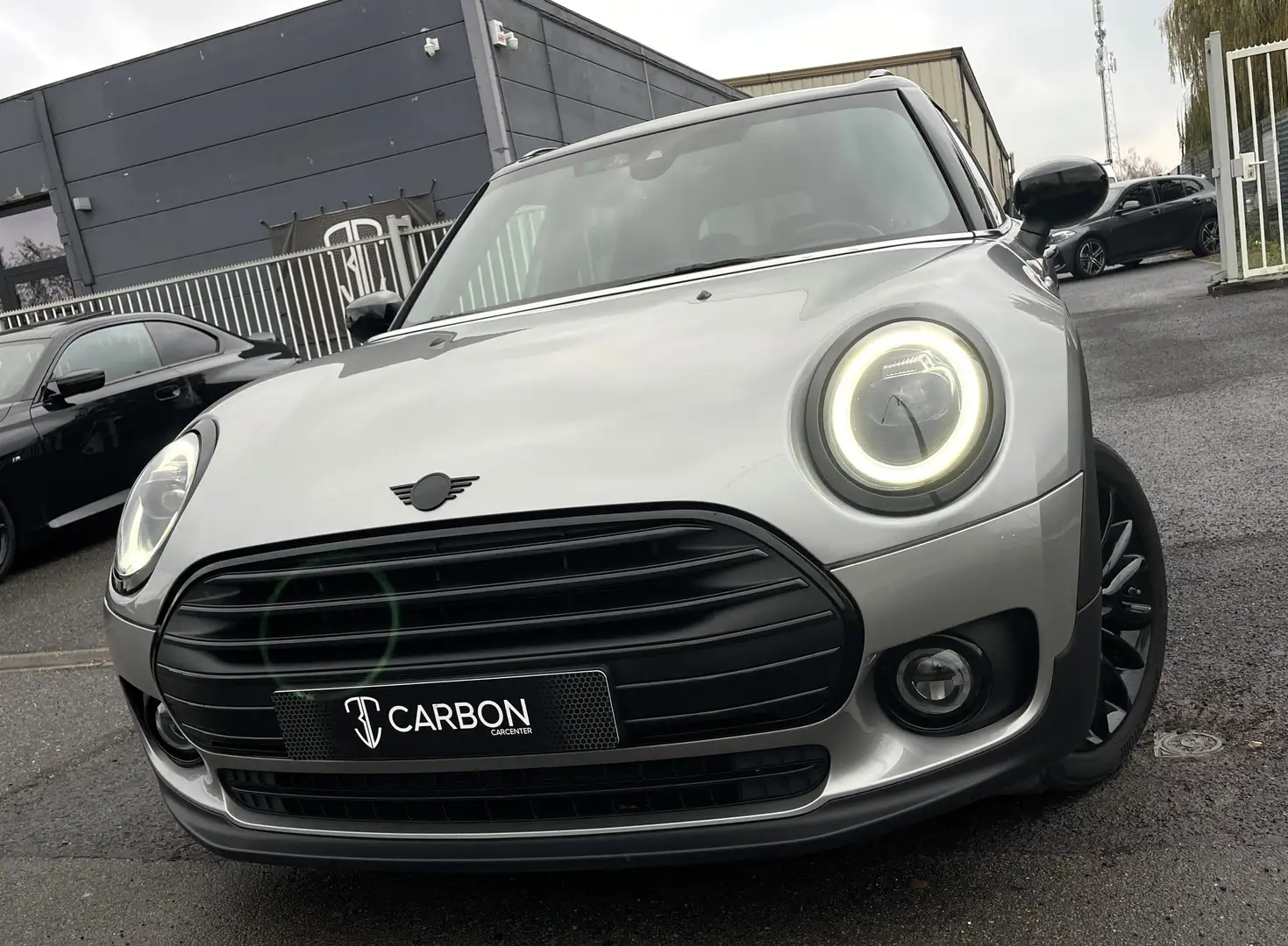 MINI Cooper Clubman 1.5A KEYLESS/FULL LED/NAVI/CARPLAY/CAMERA Zilver - 1