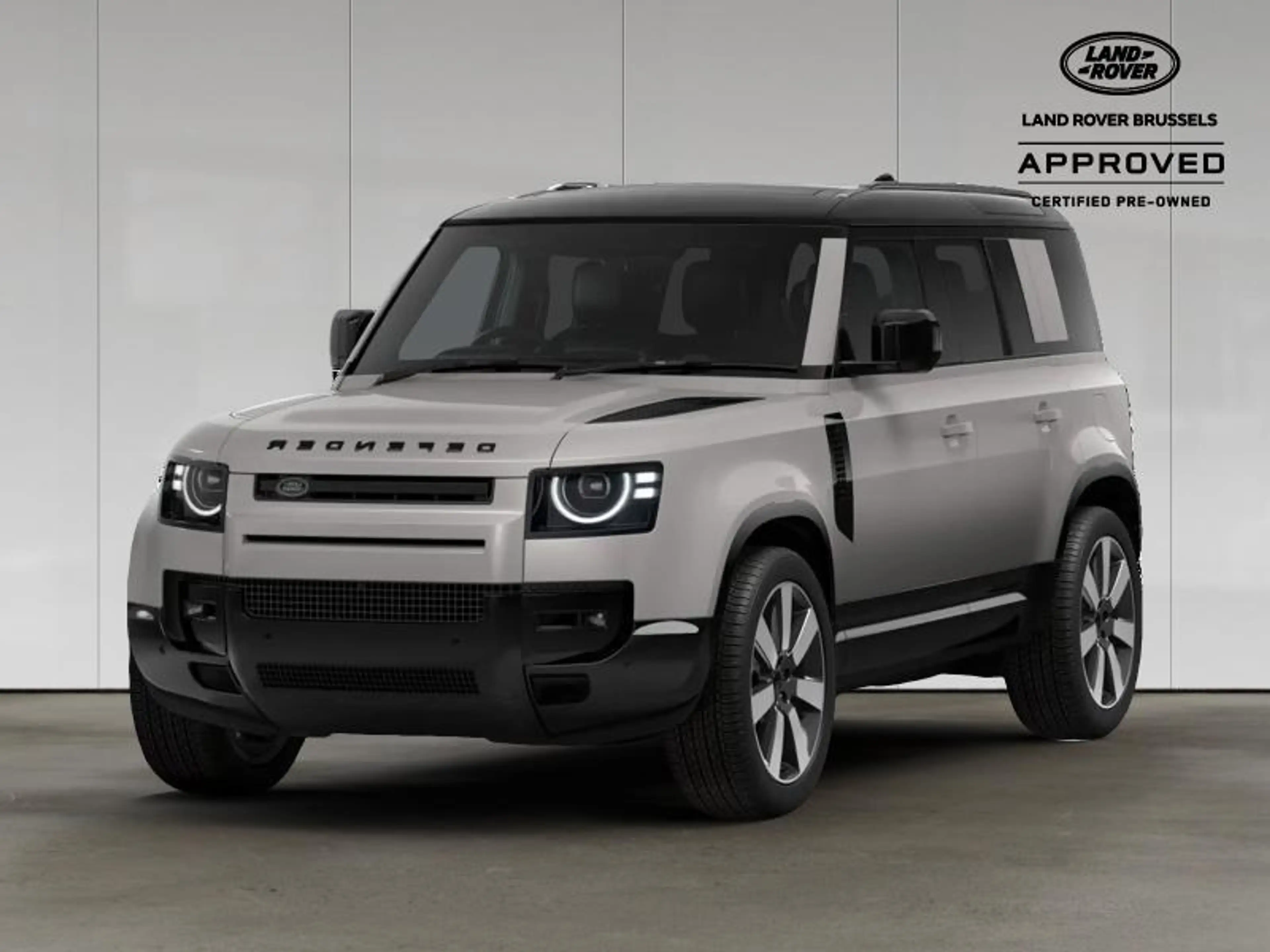 Land Rover Defender 110 D350 X-Dynamic HSE Warranty until 05/2031