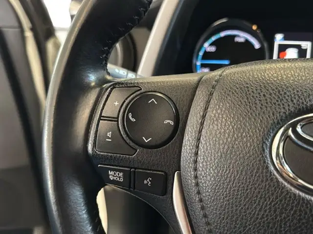 Toyota Rav4 view 8