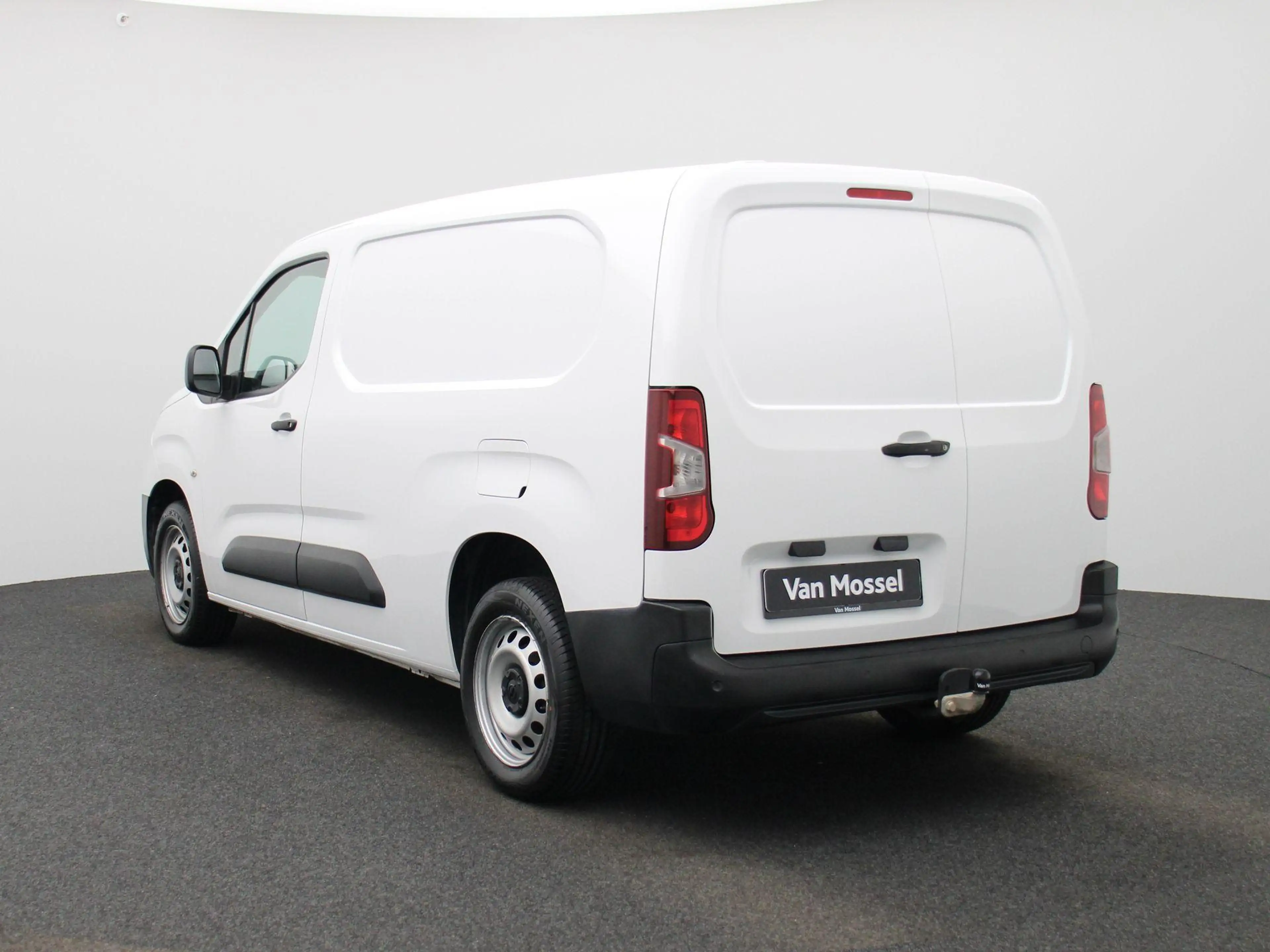Opel Combo 1.5 Turbo 75kW 2.3T L2H1 Edition | PDC A | Bluetoo — photo 2