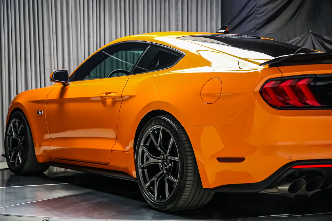 Ford Mustang снимка Ford Mustang
