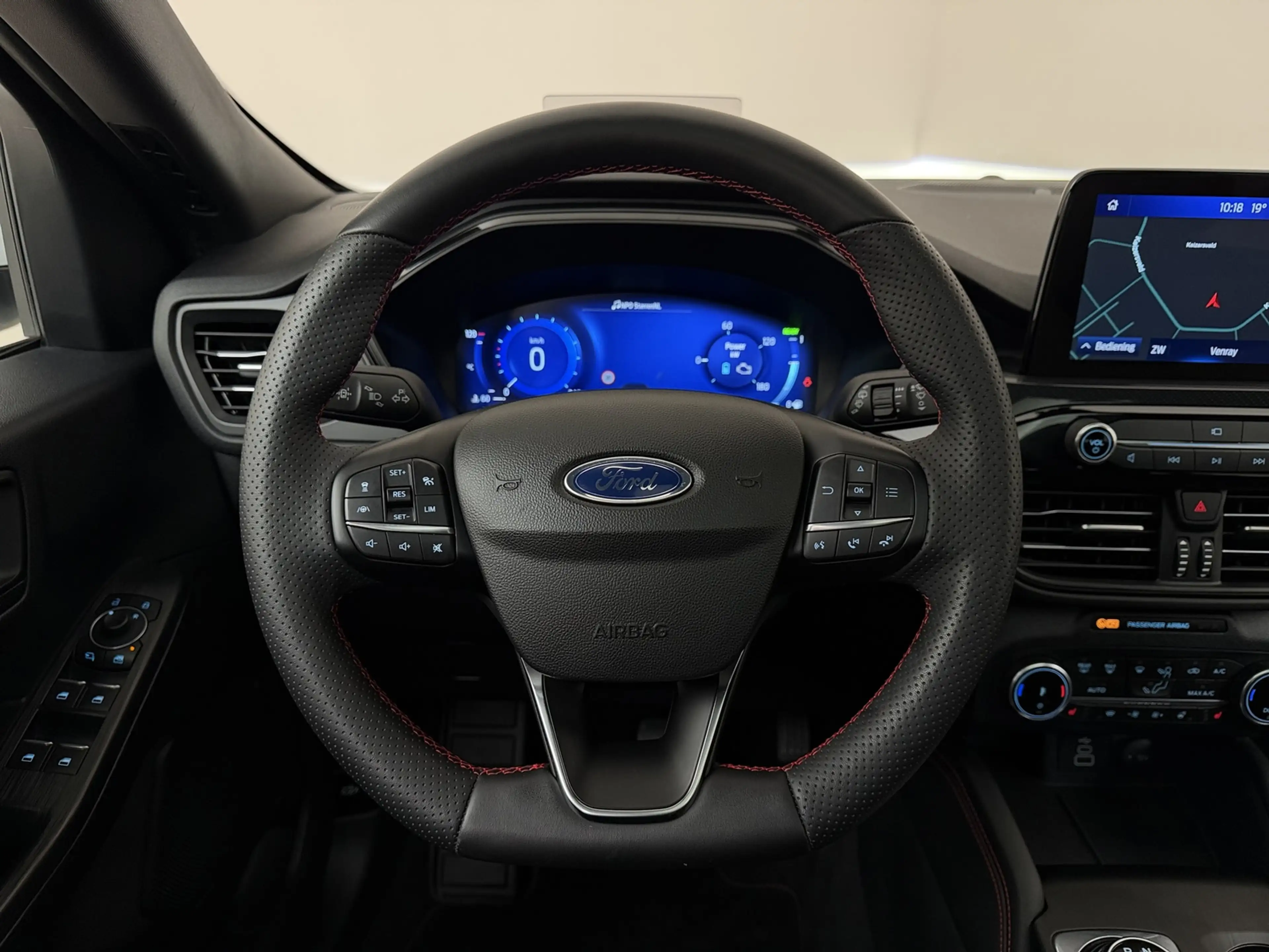 Ford Kuga 2.5 PHEV ST-Line X I Elek. Trekhaak I Panoramadak — photo 9