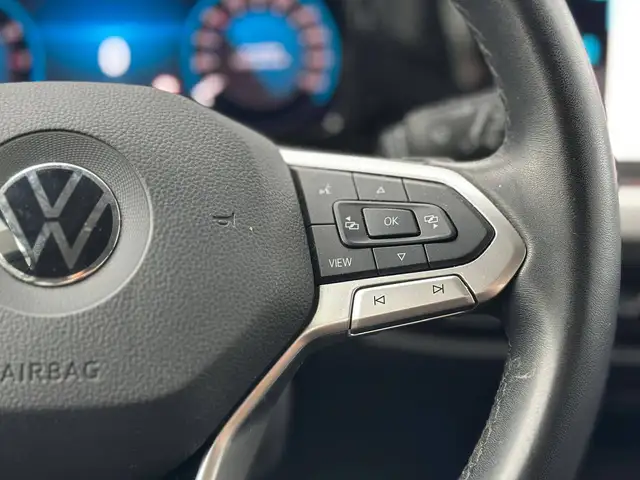 Volkswagen Golf view 13