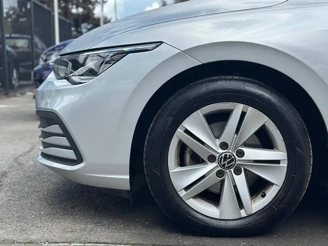 Volkswagen Golf view 2