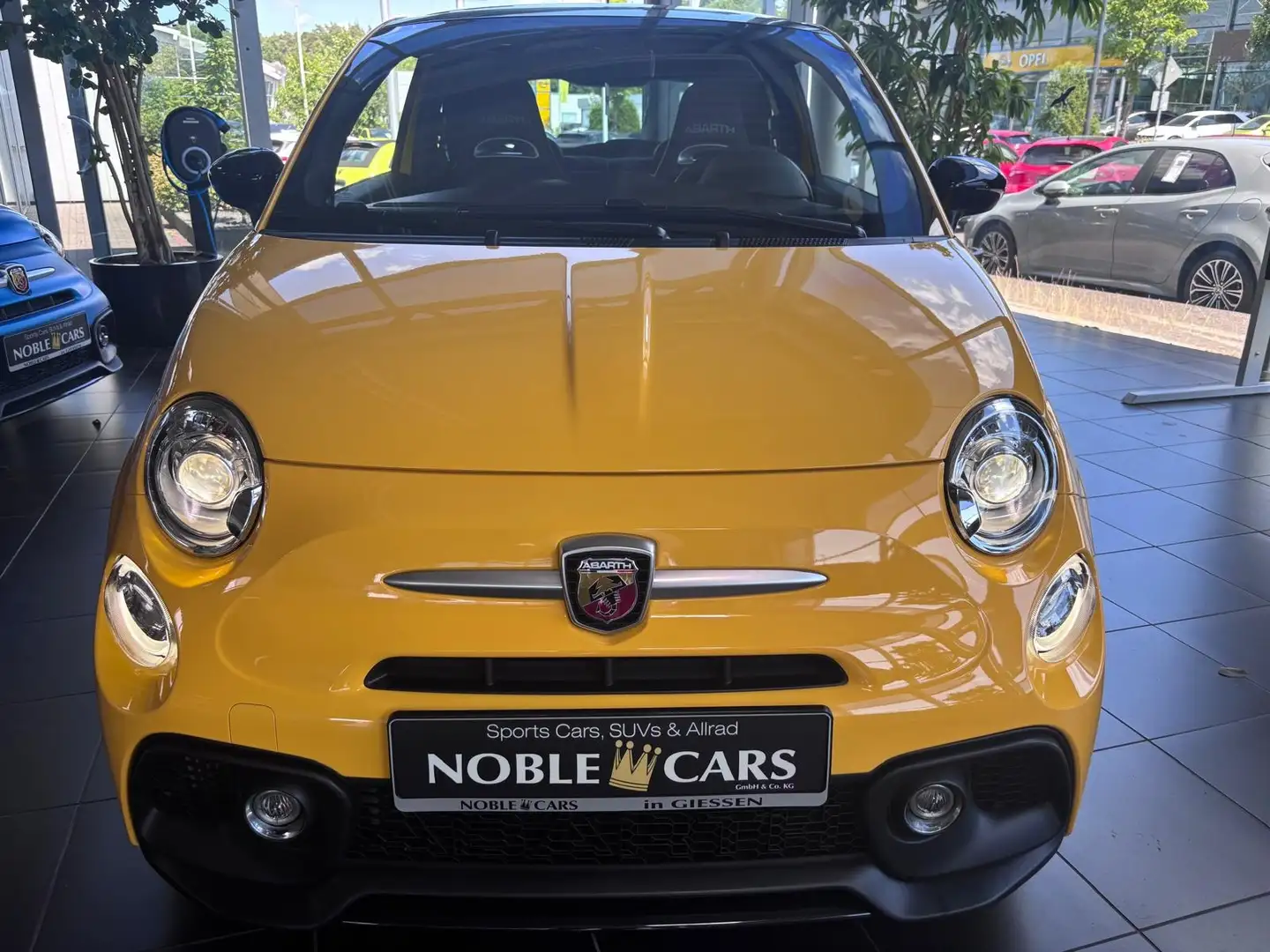 Abarth 595 Pista KLIMA XENON ALU CARPLAY BEATS Gelb - 2