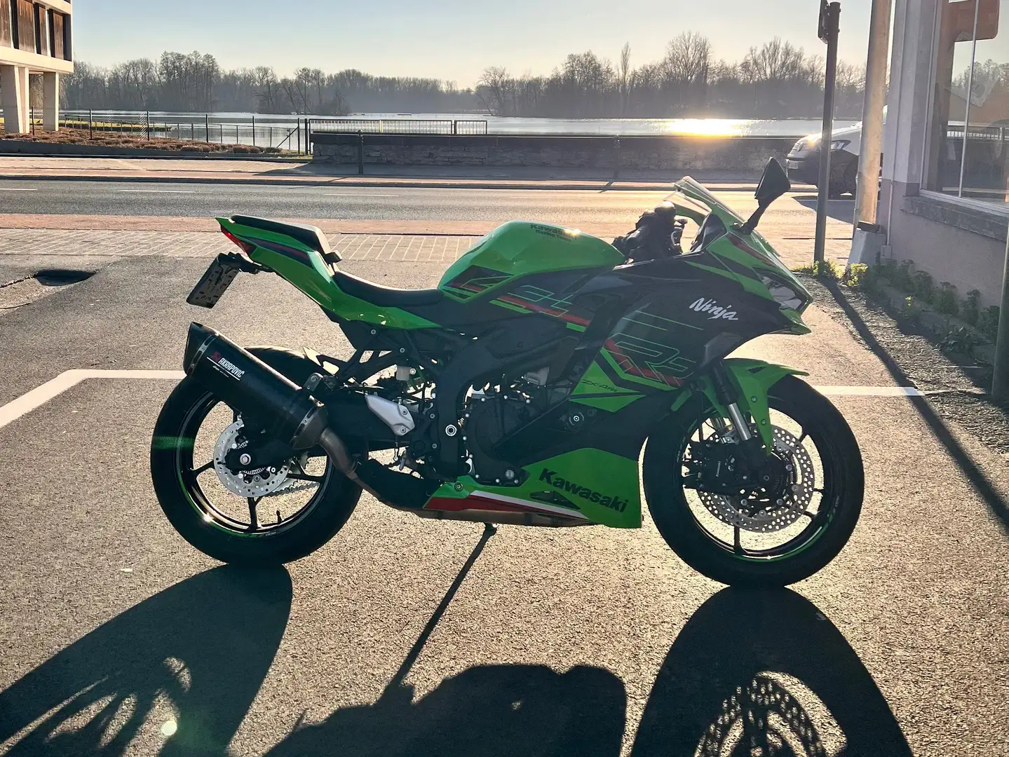 Kawasaki Ninja ZX-4RR Green - 2