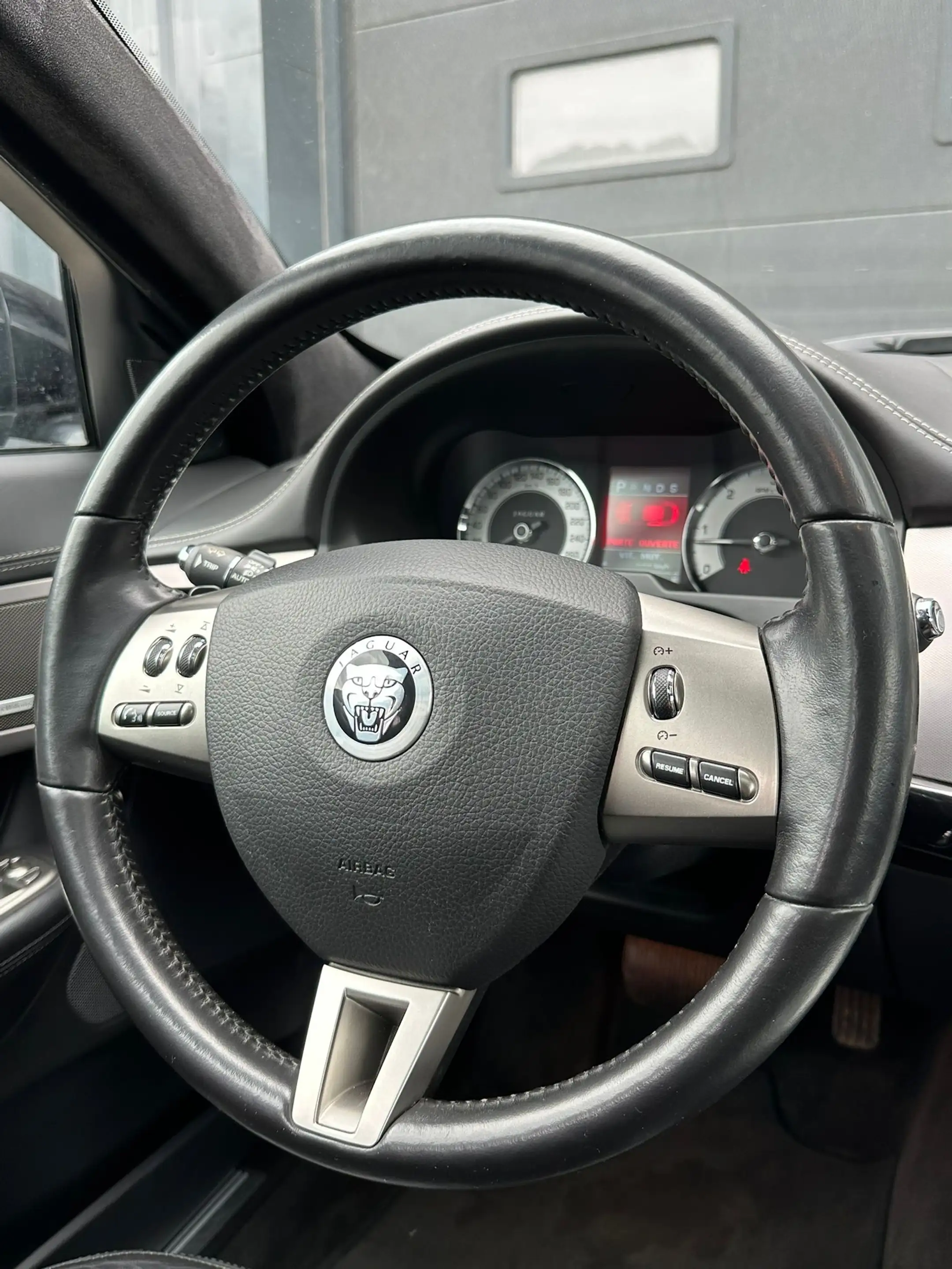 Jaguar XF XF 3.0 Turbo V6 Premium Luxury DPF — photo 11