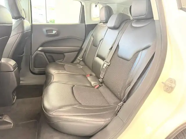 Jeep Compass view 11