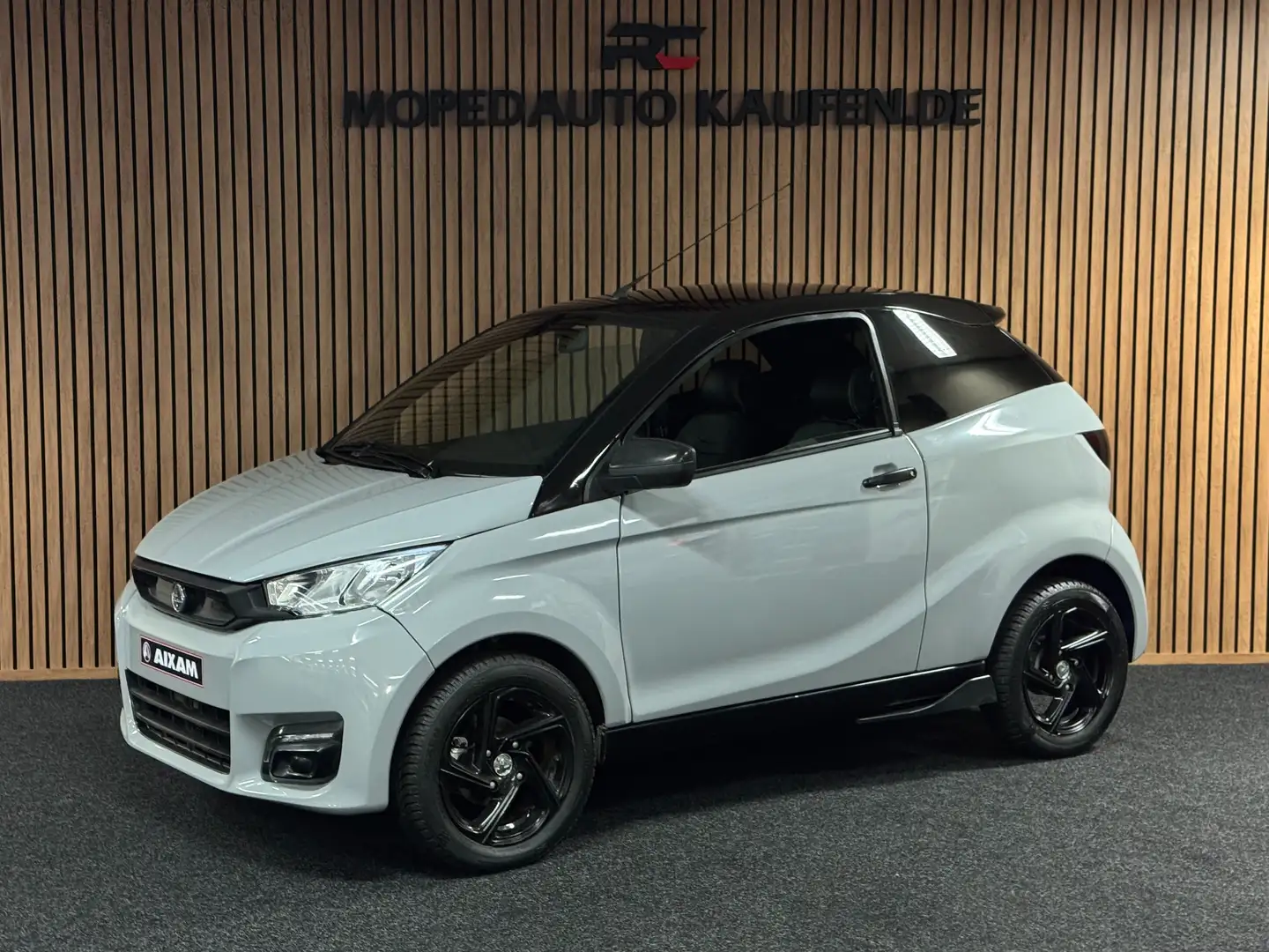 Aixam Coupe Sport Nardo Grey | 8 PS Kubota Motor Gris - 1
